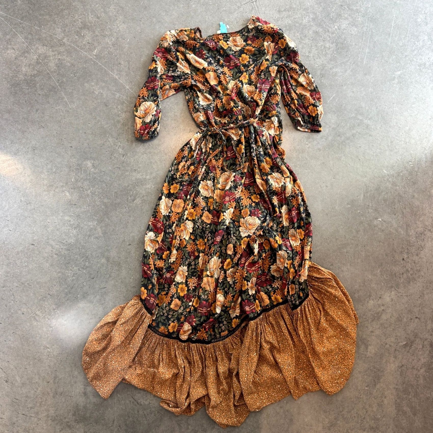 Farm Rio VINTAGE Farm Rio Madrid Floral Brown Wrap Maxi Dress Women's Petite Size S Size S / US 4 / IT 40 - 3 Thumbnail