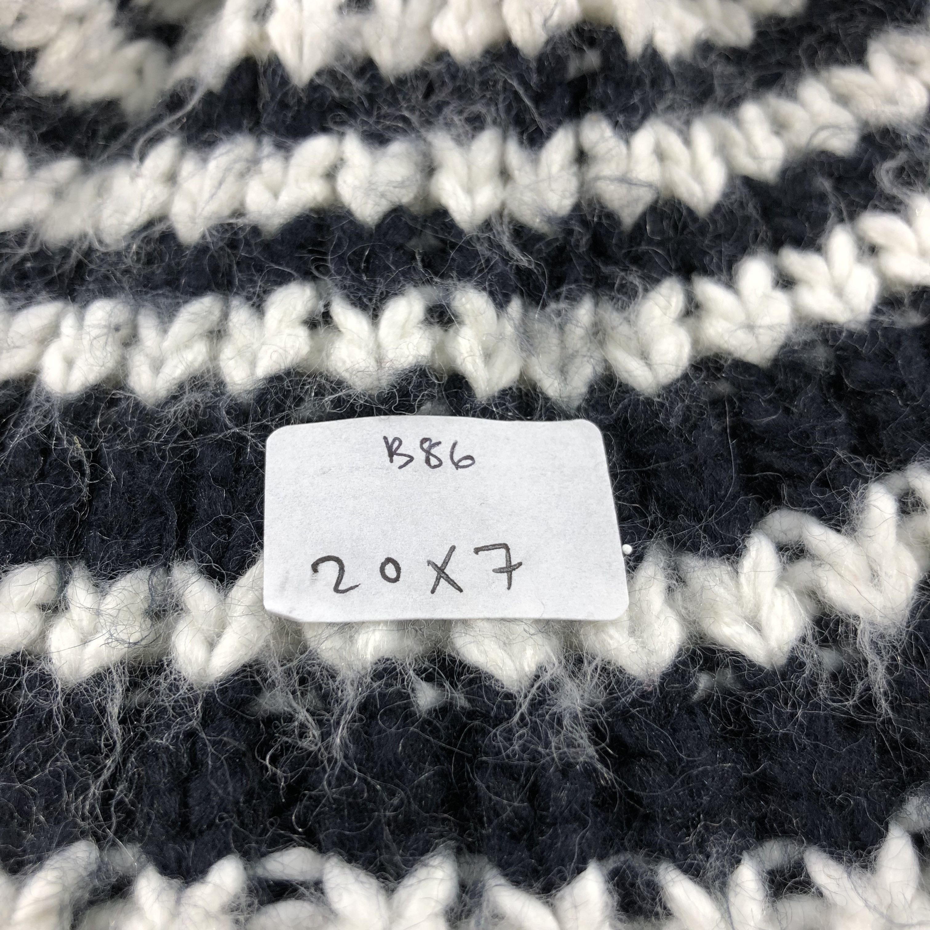 Vintage Ushanka Striped Earflap Bobble Beanie Snowcap Snow Hat B86 Size ONE SIZE - 5 Thumbnail