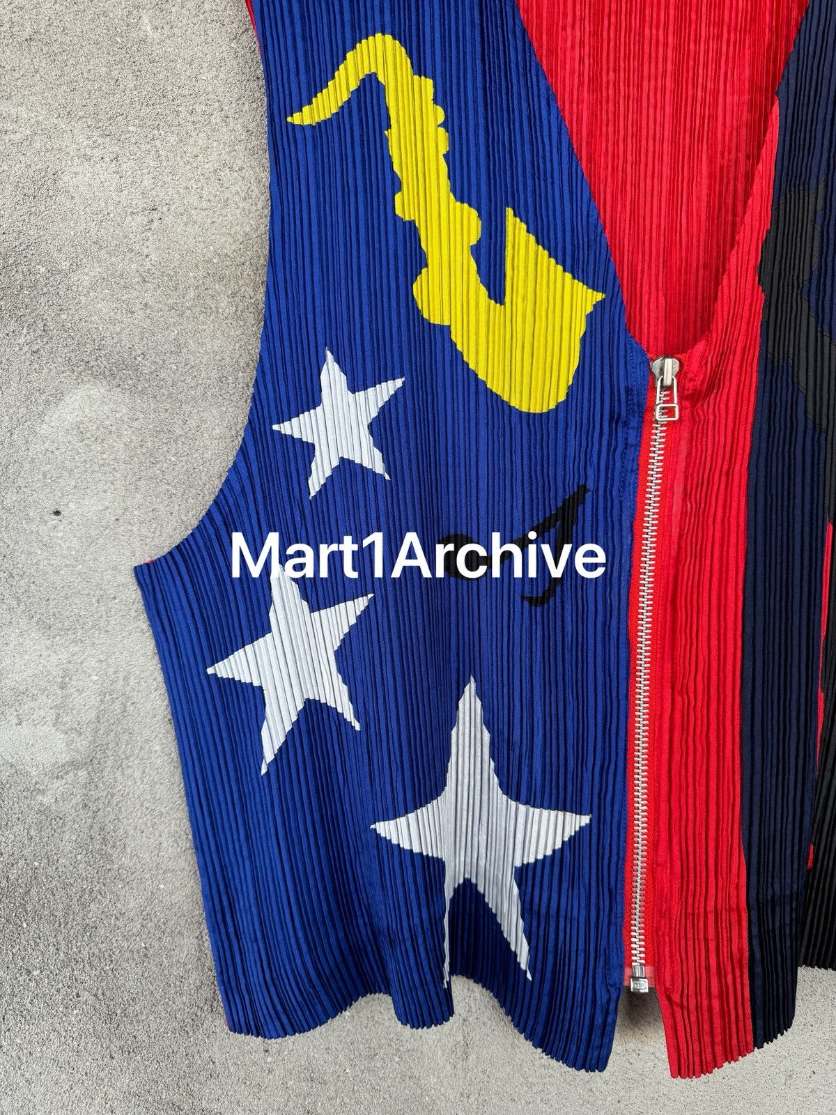 Issey Miyake Issey Miyake Star & Music Note Pleated Vest Size US XS / EU 42 / 0 - 3 Thumbnail