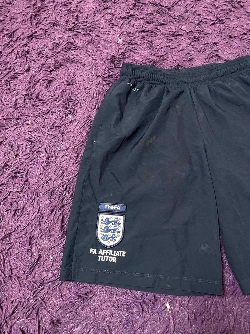 Nike Vintage Nike Y2K Logo Streetwear Shorts Size M Size US 32 / EU 48 - 2 Thumbnail