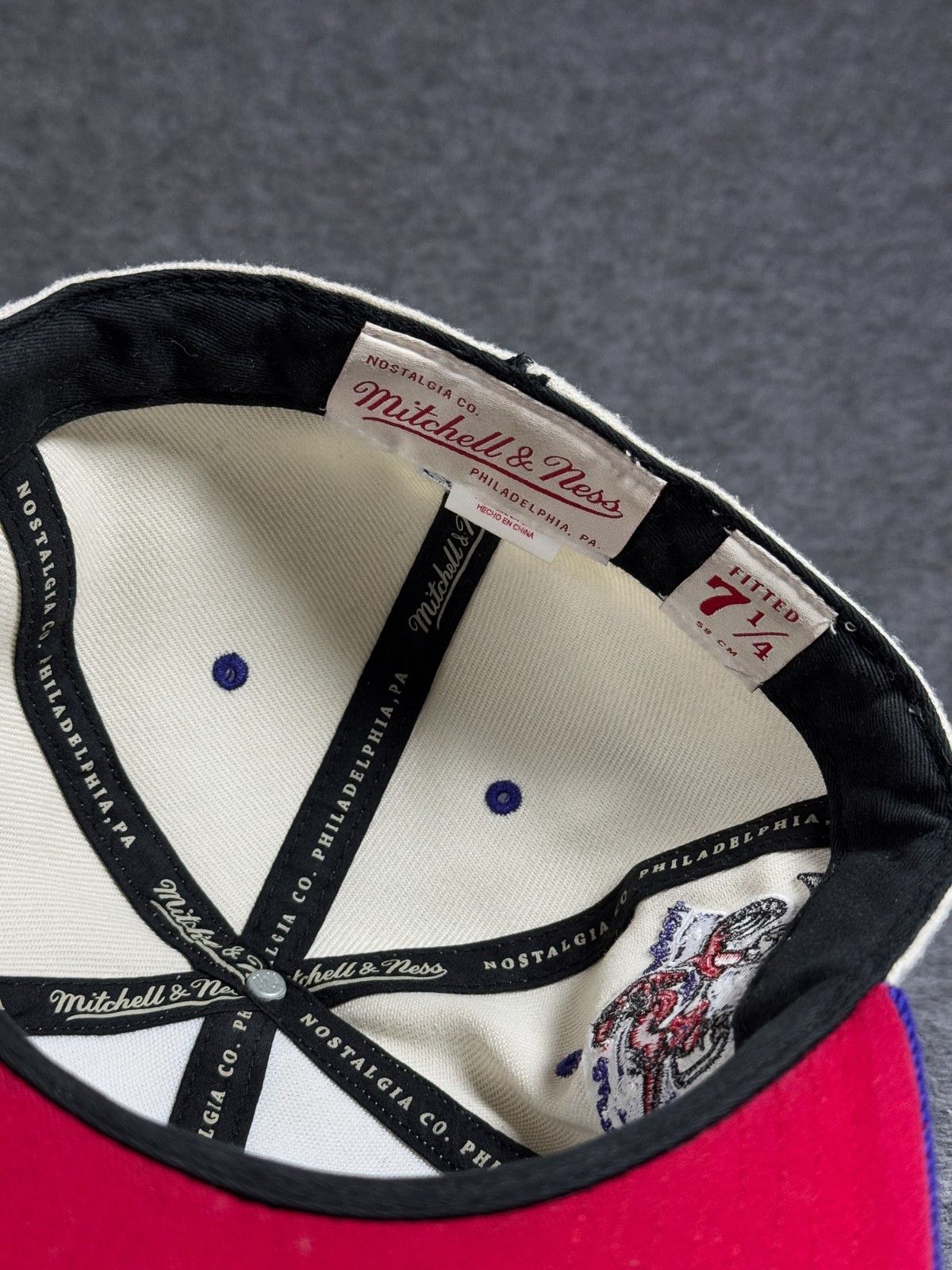 NBA Vintage Toronto Raptors Mitchell & Ness Fitted Hat 7 1/4 Size ONE SIZE - 8 Thumbnail
