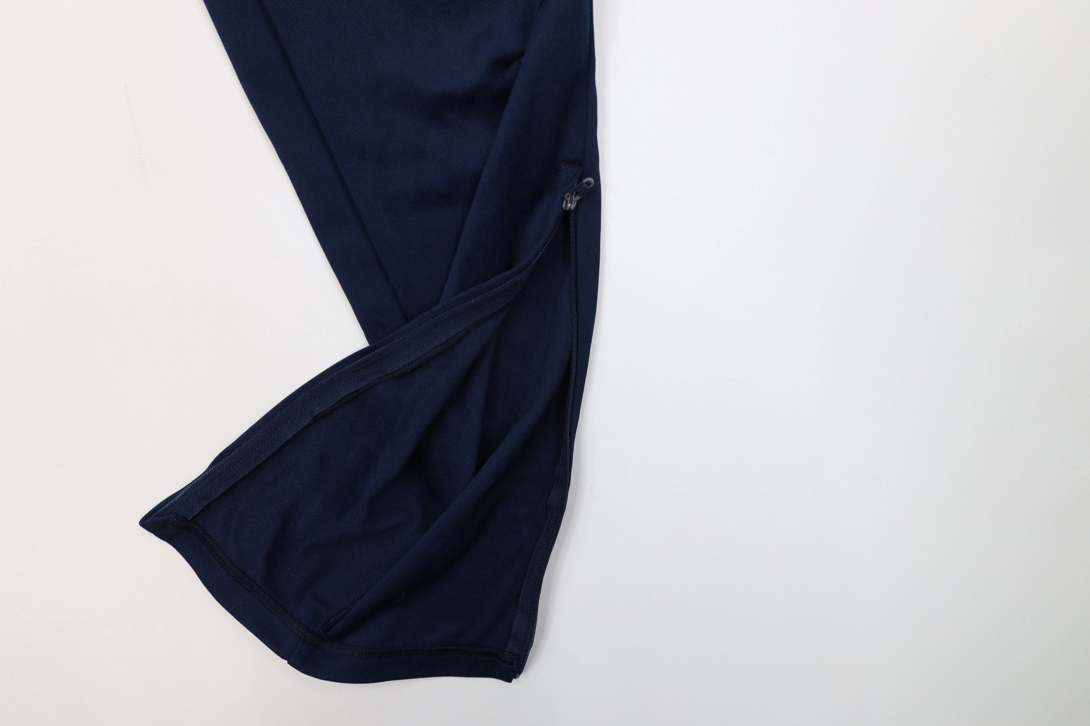 Adidas Vintage Y2K Adidas Striped Tapered Leg Running Soccer Pants Size US 32 / EU 48 - 5 Thumbnail