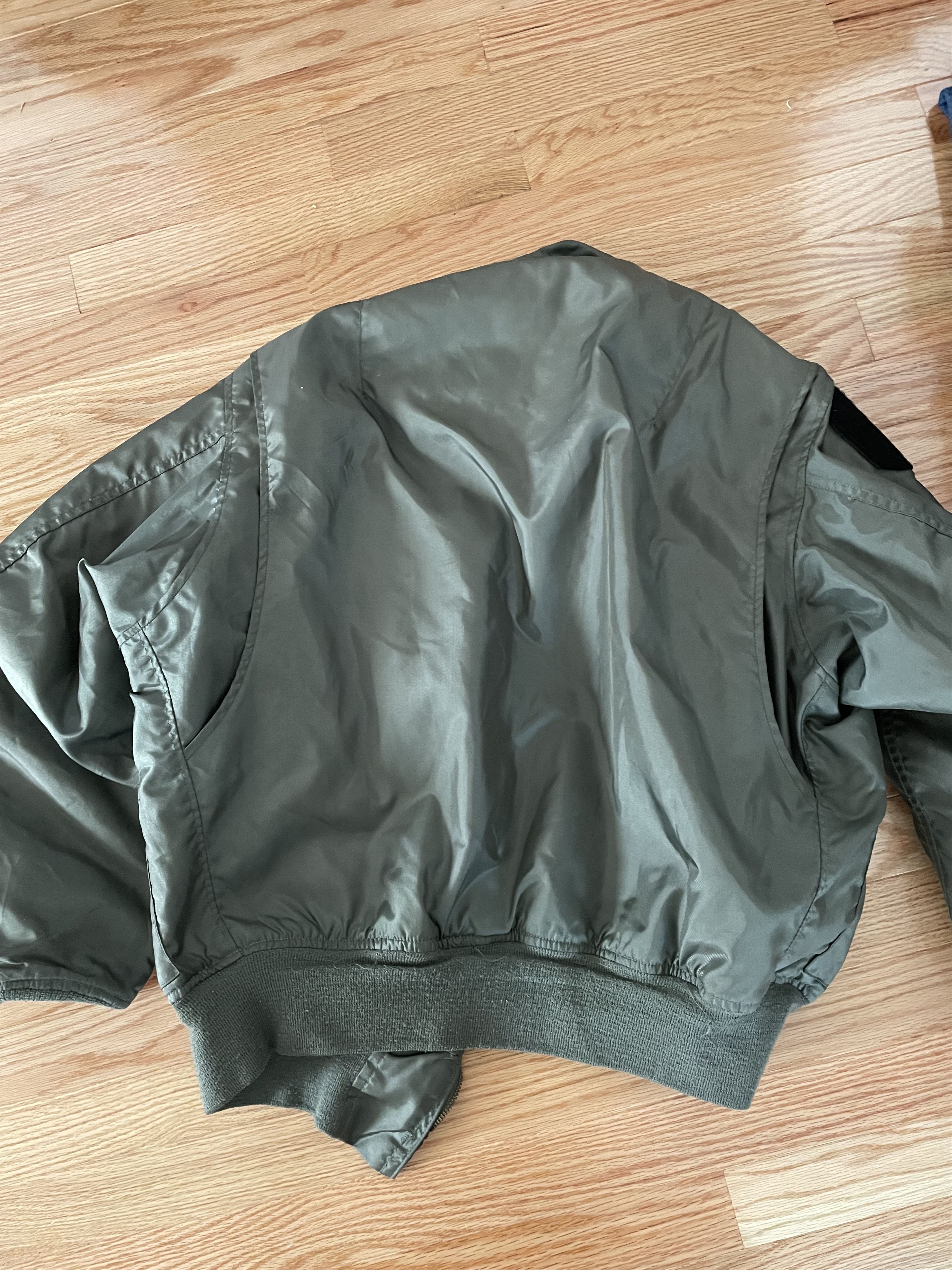 Vintage Vintage Unlined Olive Flight Jacket Size US L / EU 52-54 / 3 - 7 Thumbnail