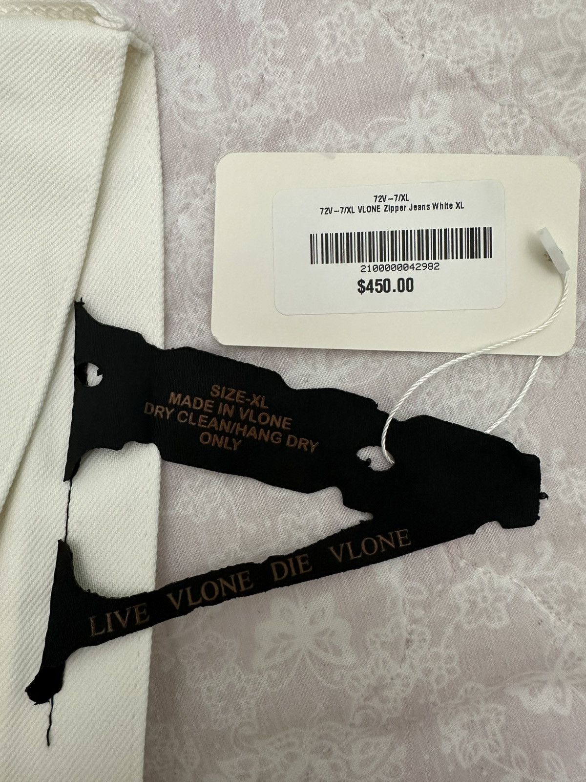 Vlone Vlone zipper denim jeans white. Brand new with tags XL/38 Size US 38 / EU 54 - 4 Thumbnail