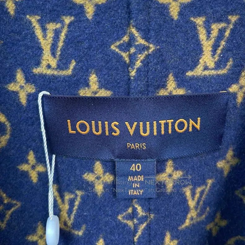 Louis Vuitton Louis Vuitton Navy blue long coat with presbyopia printed Size S / US 4 / IT 40 - 5 Thumbnail