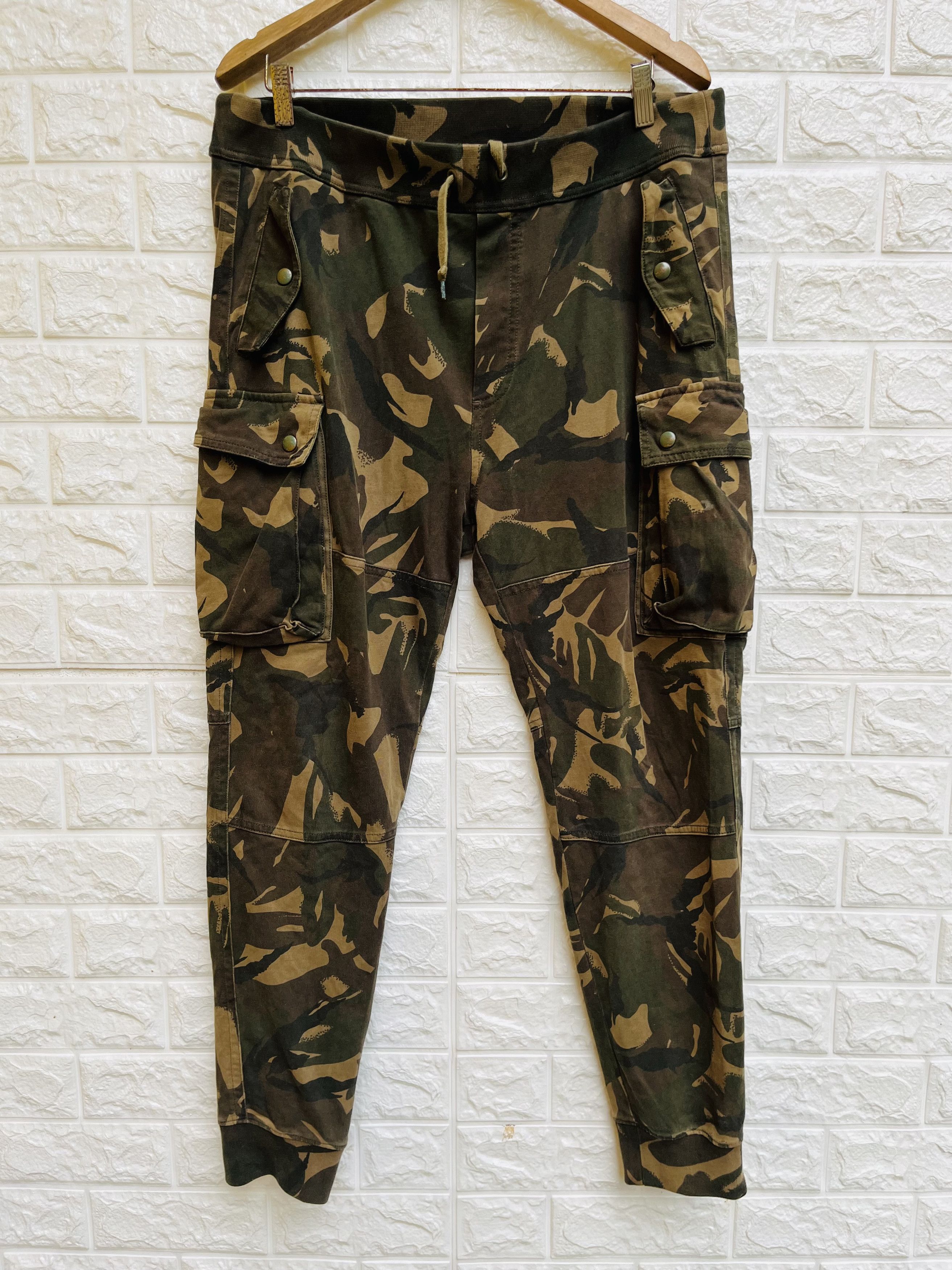 Japanese Brand × Polo Ralph Lauren Vintage Polo Ralph Lauren Camouflage Japan Designer Fashion Size US 36 / EU 52 - 1 Thumbnail
