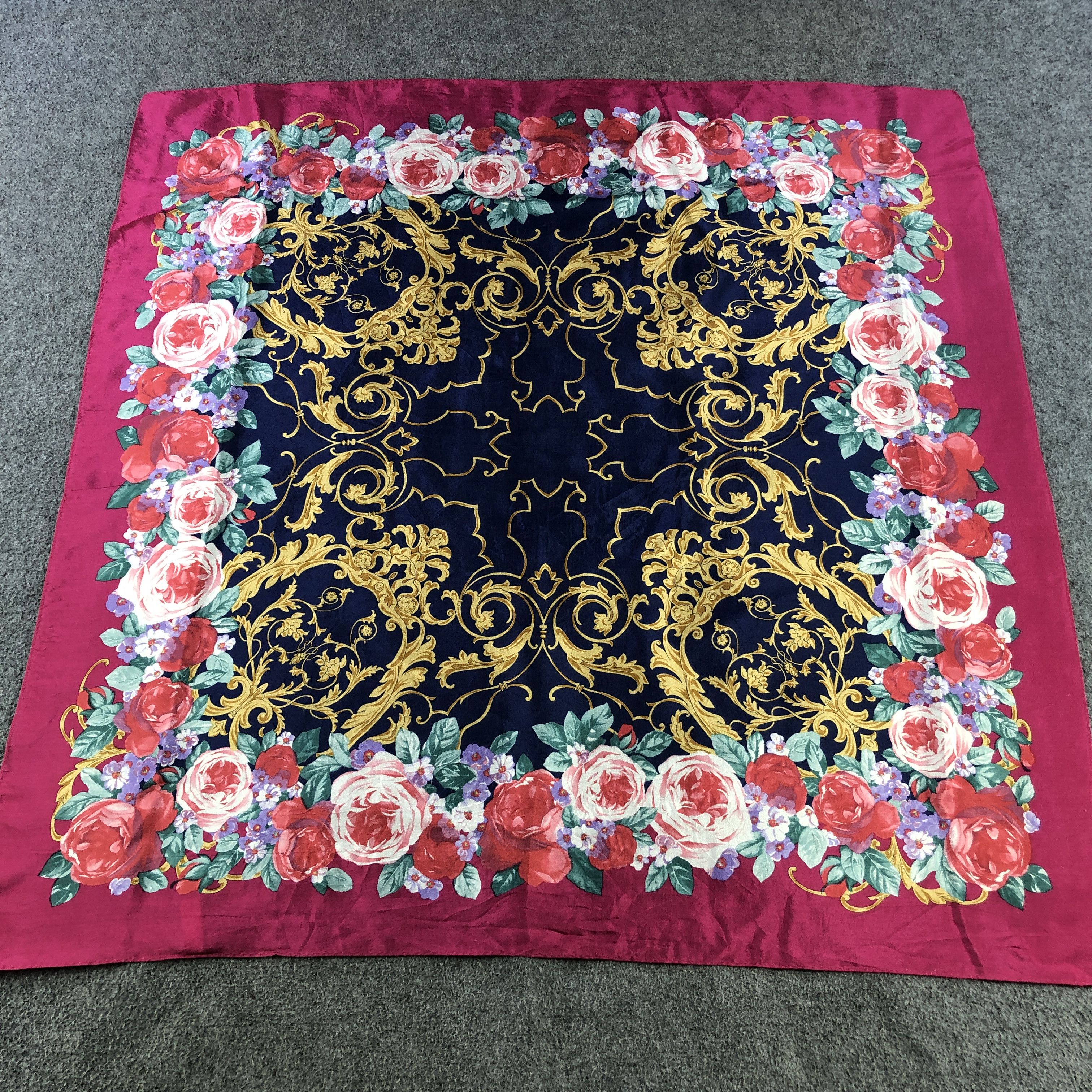 Vintage Luxury Floral Silk Scarf M1368 Size ONE SIZE - 2 Thumbnail