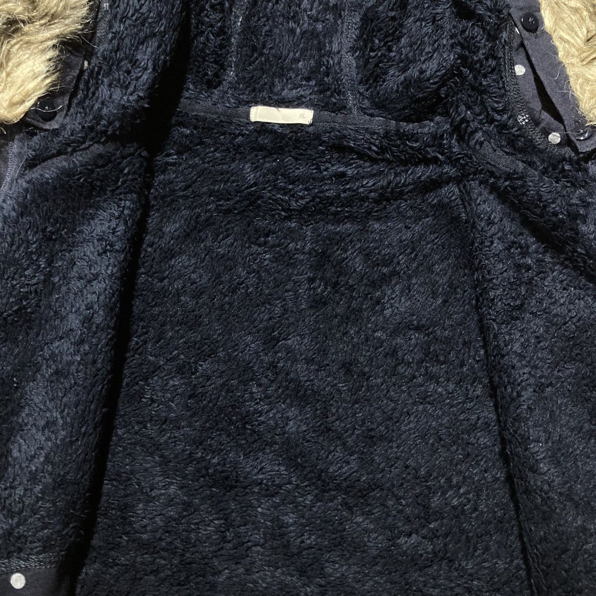 Japanese Brand 2000s GU Polkadot Motif Fur Ziphoodie Navy Lgb Ifsixwasnine Size US M / EU 48-50 / 2 - 13 Thumbnail