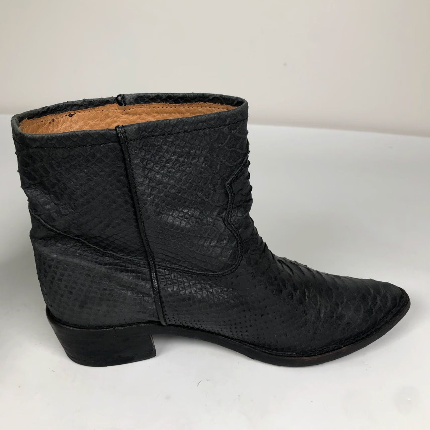 Zara VINTAGE Zara Boots Gray Snake Print Leather Short Boots Spain Size 30" / US 8 / IT 44 - 6 Thumbnail