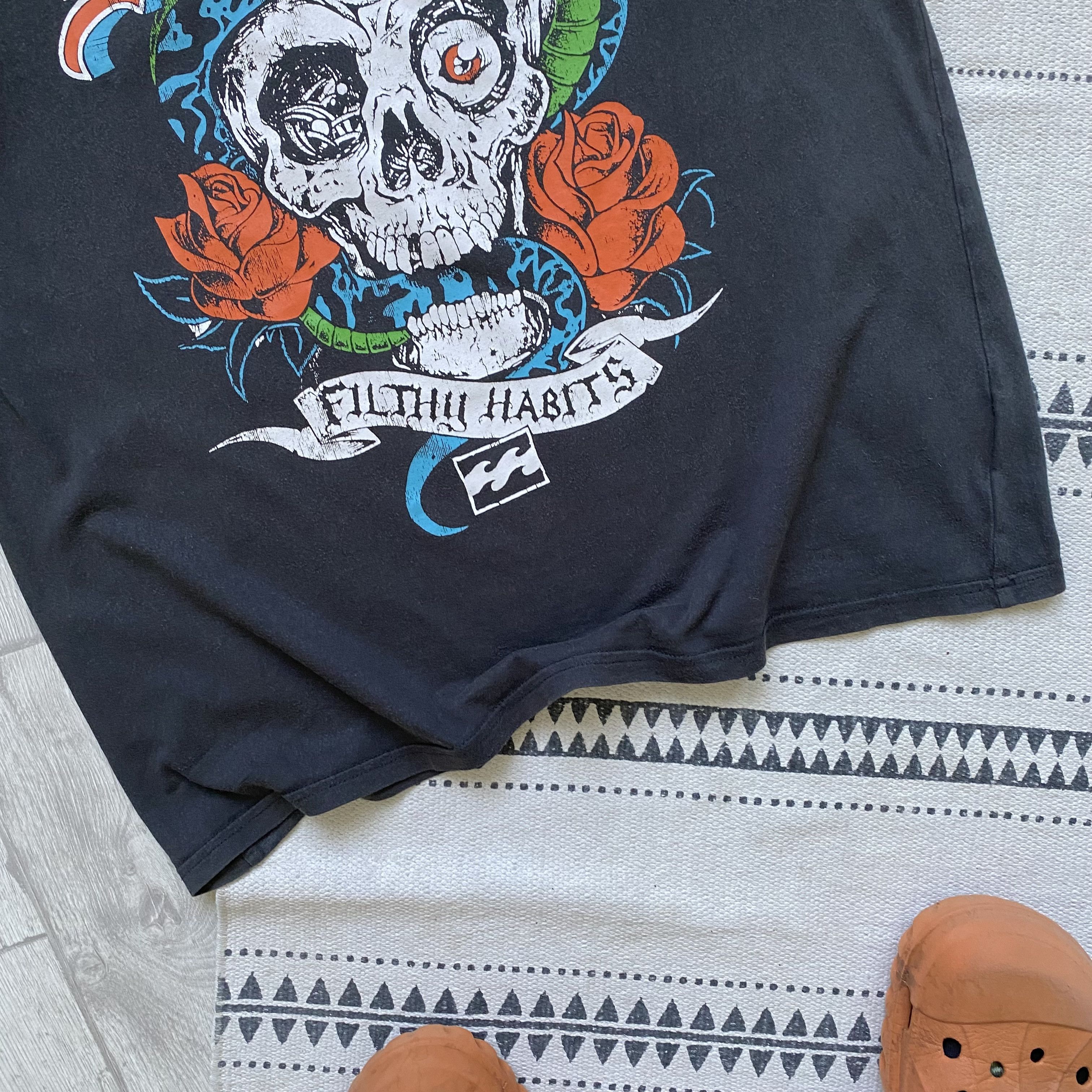 Billabong Vintage 2000s Faded Billabong tee No Fear Ed Hardy vibe Size US M / EU 48-50 / 2 - 3 Thumbnail