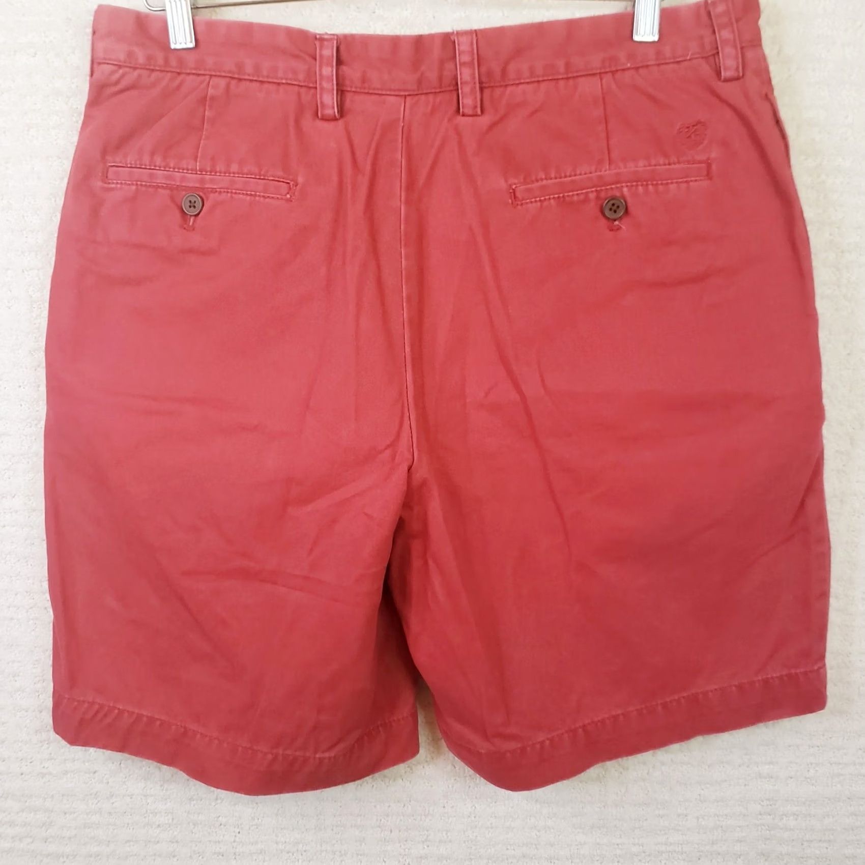 Izod IZOD Shorts Mens 36 Red Saltwater Men Size 36x9 Pleated Preppy Outdoors Dad Size US 36 / EU 52 - 5 Thumbnail