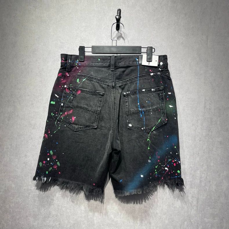 Amiri Amiri splashed paint distressed denim shorts/Size 31