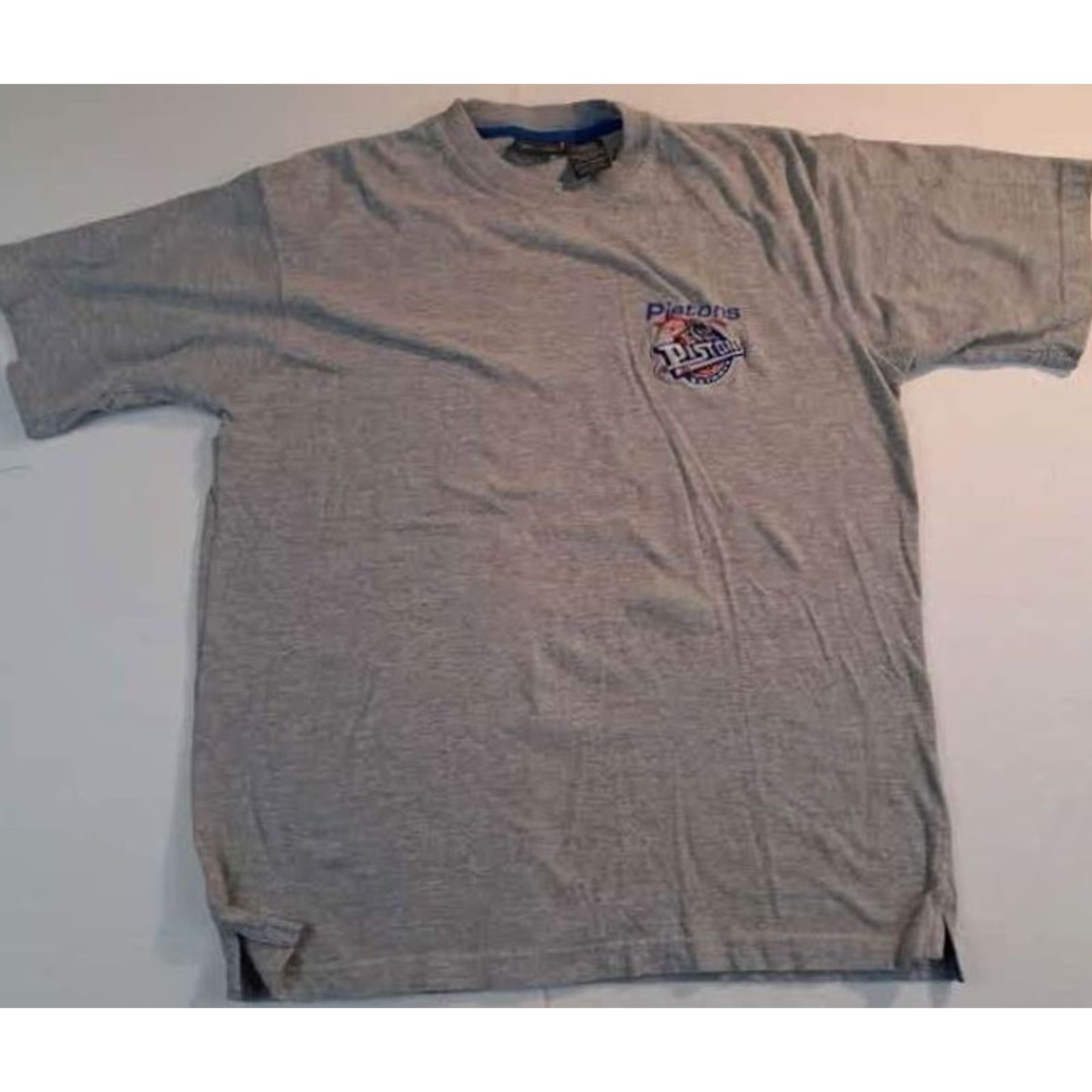 Vintage Detroit Pistons T-Shirt Gray Medium Pro-Edge Mens Short Sleeve Sports Size US M / EU 48-50 / 2 - 5 Thumbnail