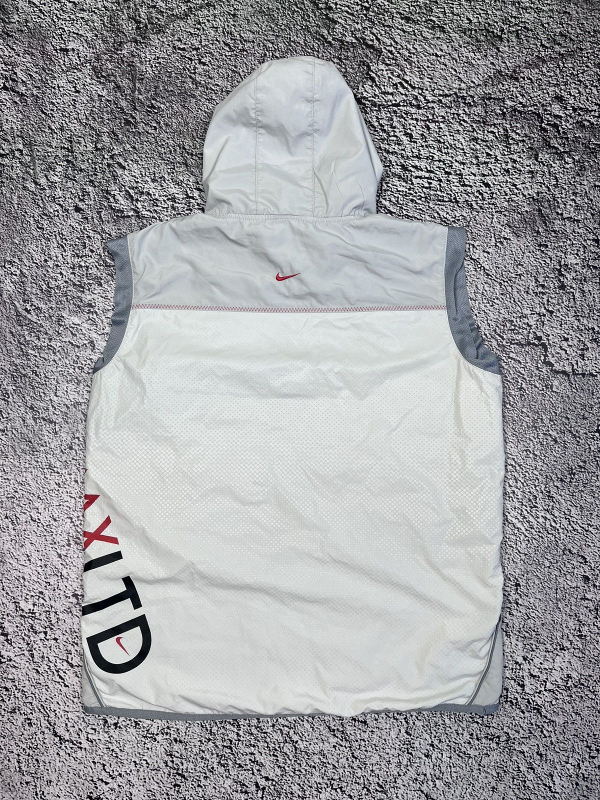 Vintage Nike Vintage Vest Air MAX LTD hoodie Size US M / EU 48-50 / 2 - 7 Thumbnail