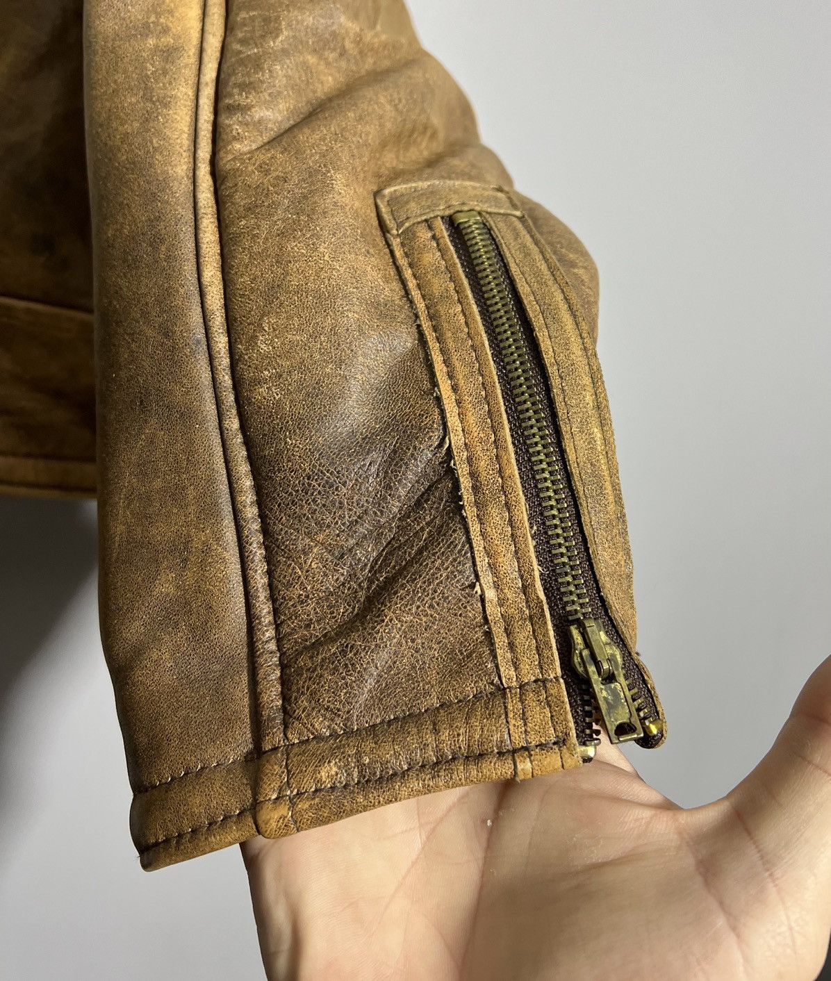 Vintage Vintage Washed Brown Real Leather Biker Jacket Motorcycle Size L / US 10 / IT 46 - 6 Thumbnail