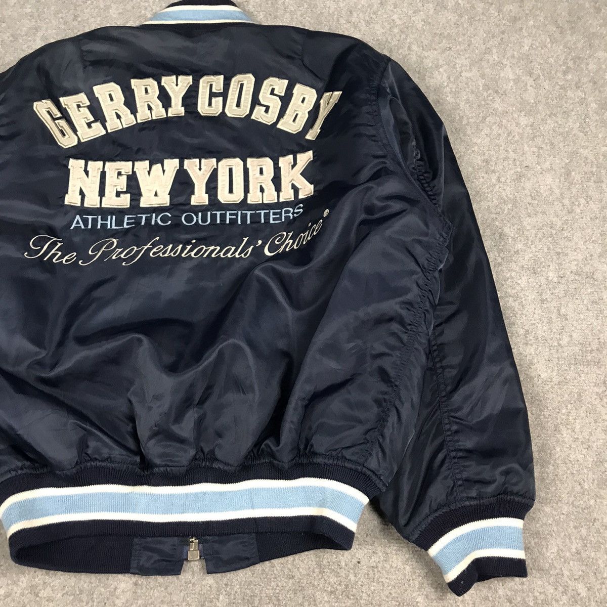 Japanese Brand VINTAGE COSBY NEW YORK EMBROIDERY JACKET Size US L / EU 52-54 / 3 - 9 Thumbnail
