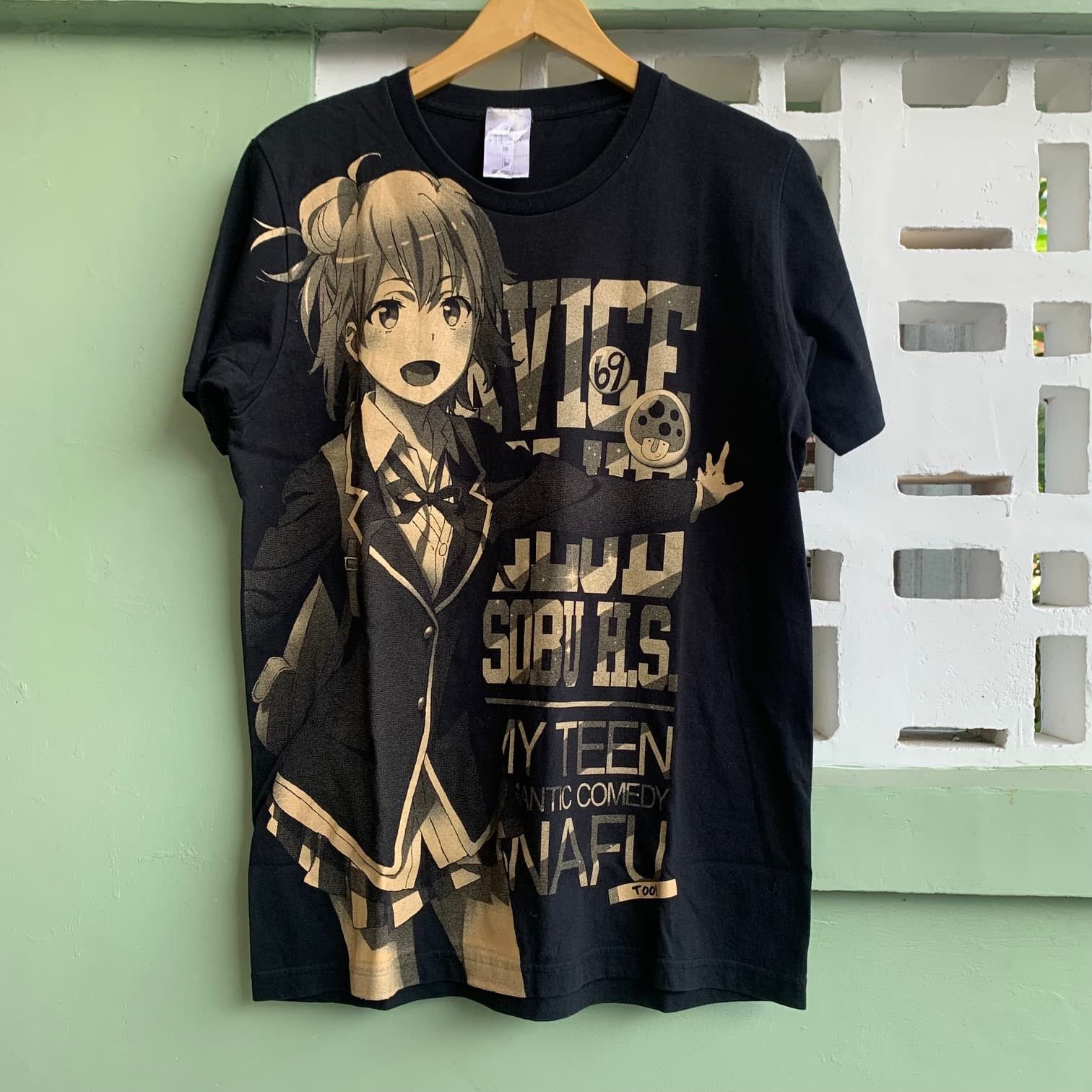 Anime × Japanese Brand Official T-shirt oregairu char Yui Yuigahama Size US L / EU 52-54 / 3 - 1 Thumbnail