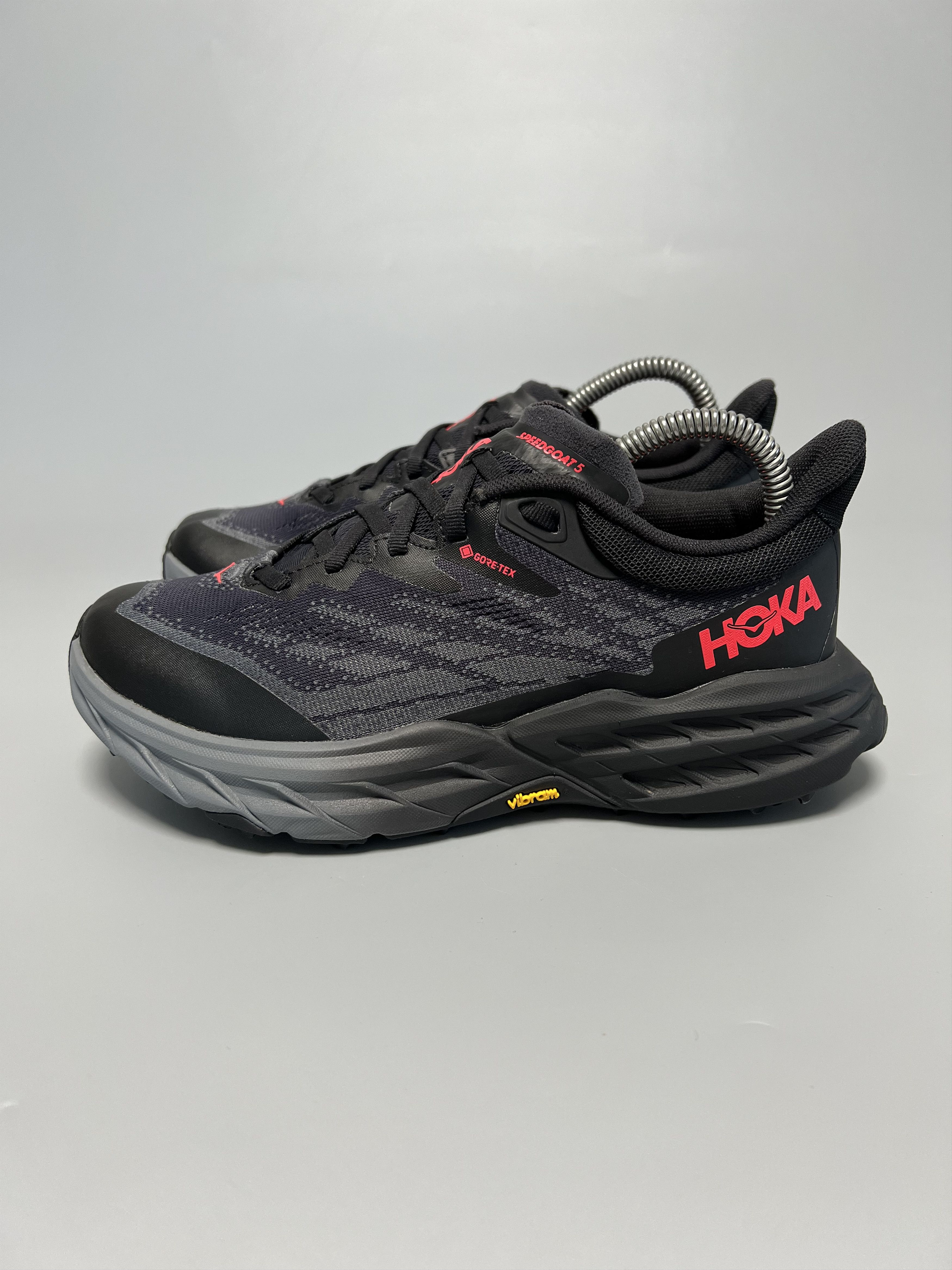 Goretex 6.5B Hoka One One Speedgoat 5 GTX Trail Running Shoes Size US 6.5 / IT 36.5 - 2 Thumbnail