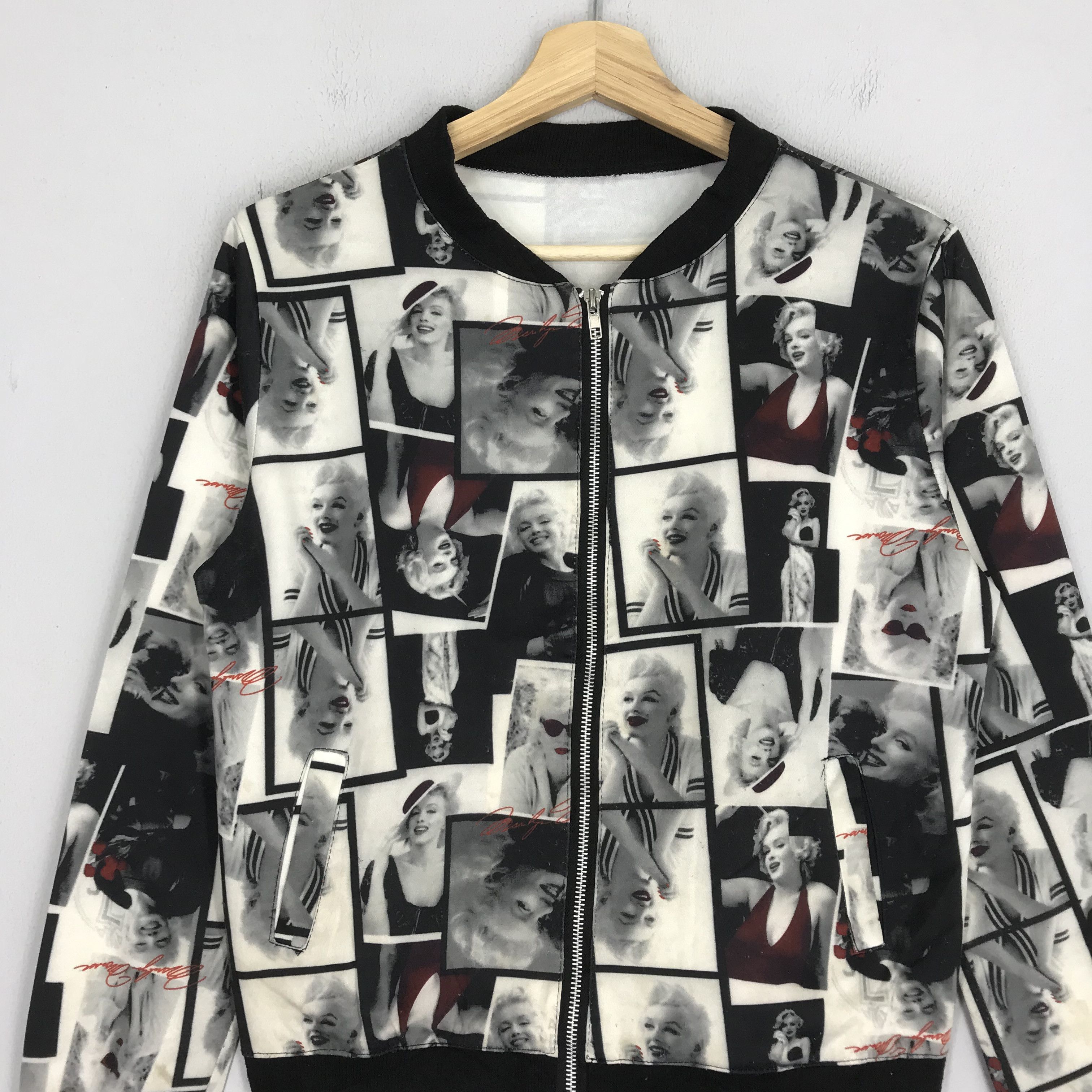 Arts & Science Vintage Style Illustration Overprinted Pop Art Style - 06 Size US M / EU 48-50 / 2 - 3 Thumbnail