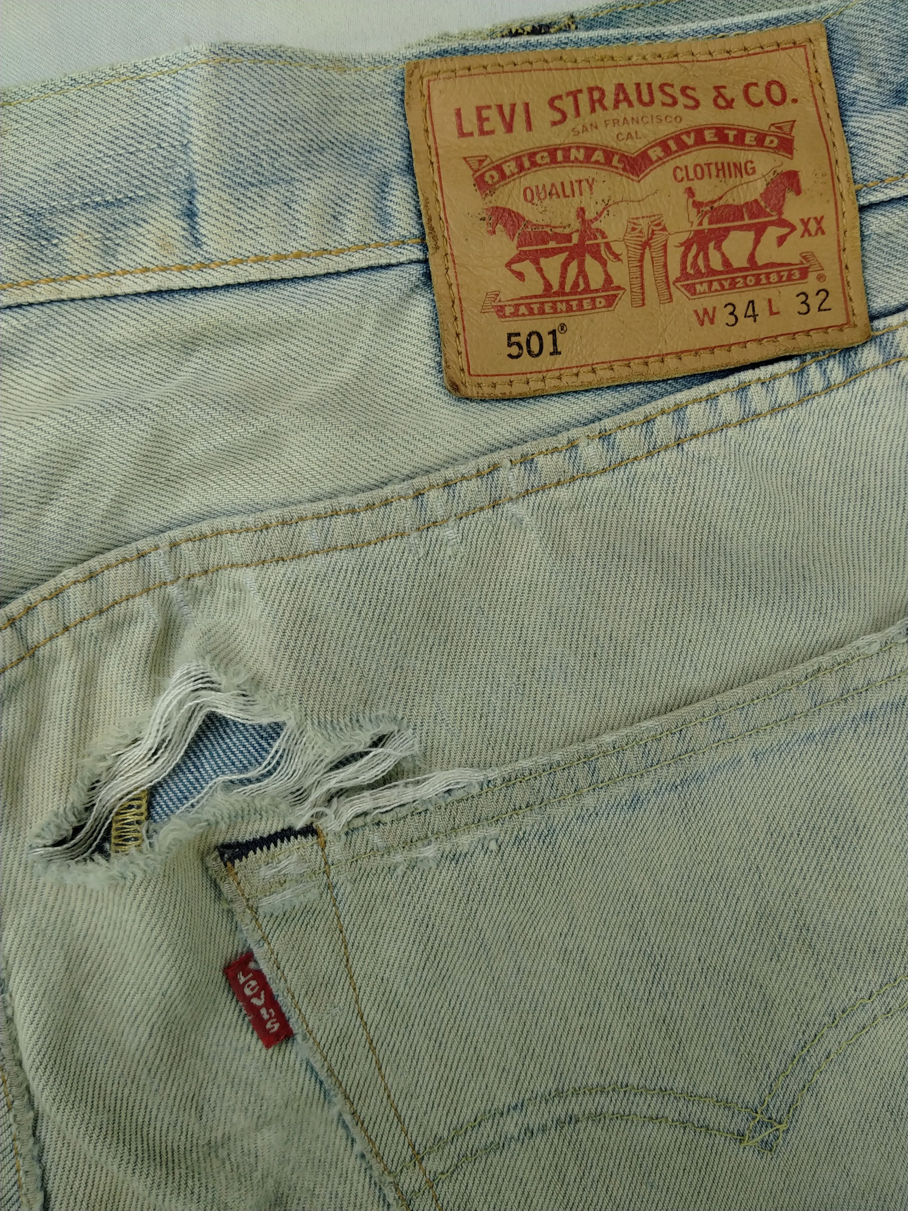 Levi's Light Blue Wash Levi's 501 Jeans 34x25 Denim -JN987 Size US 34 / EU 50 - 9 Thumbnail