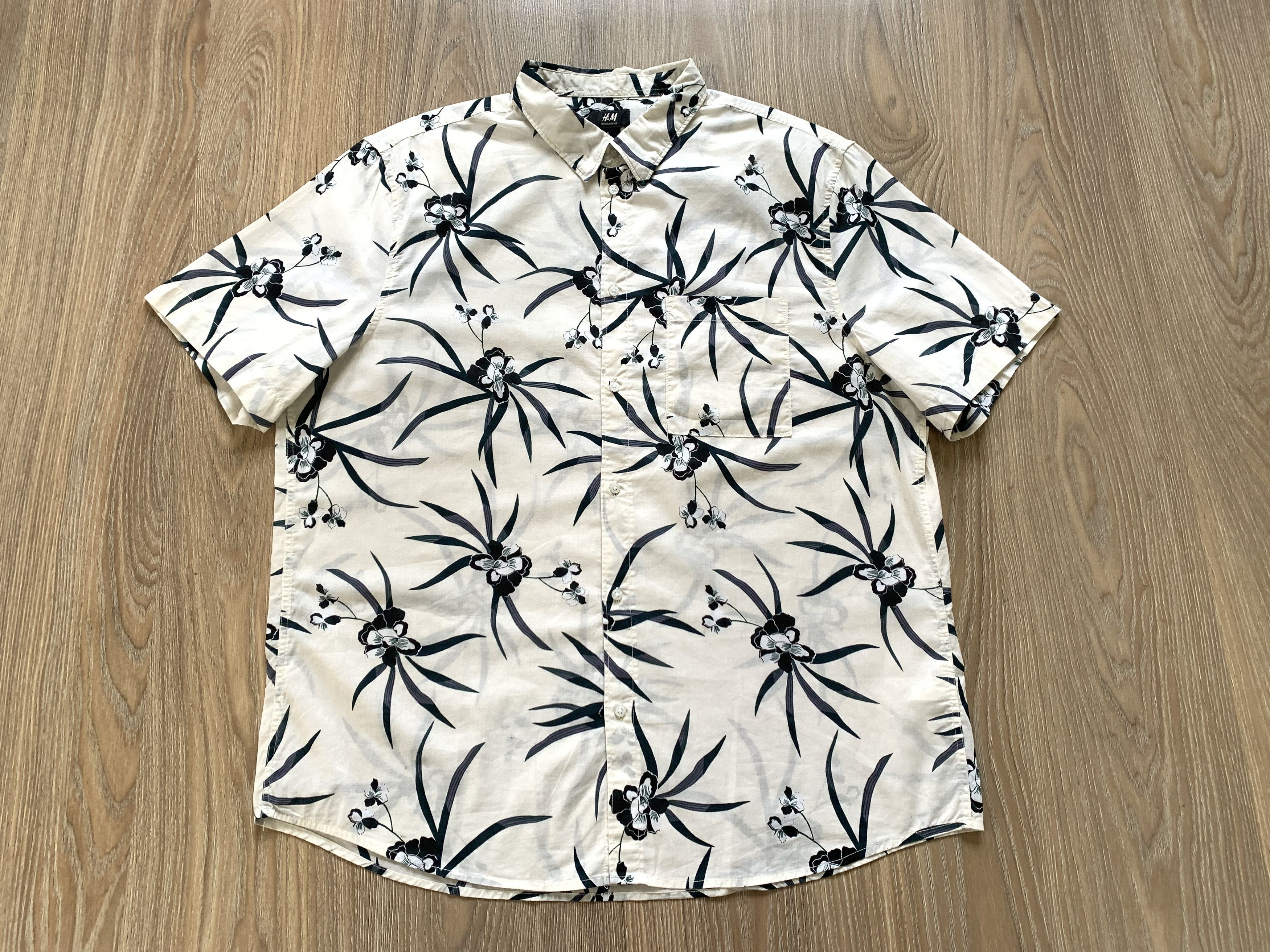 H&M H&M Mens Hawaiian Leaf Printed Button Shirt Size US XL / EU 56 / 4 - 2 Thumbnail