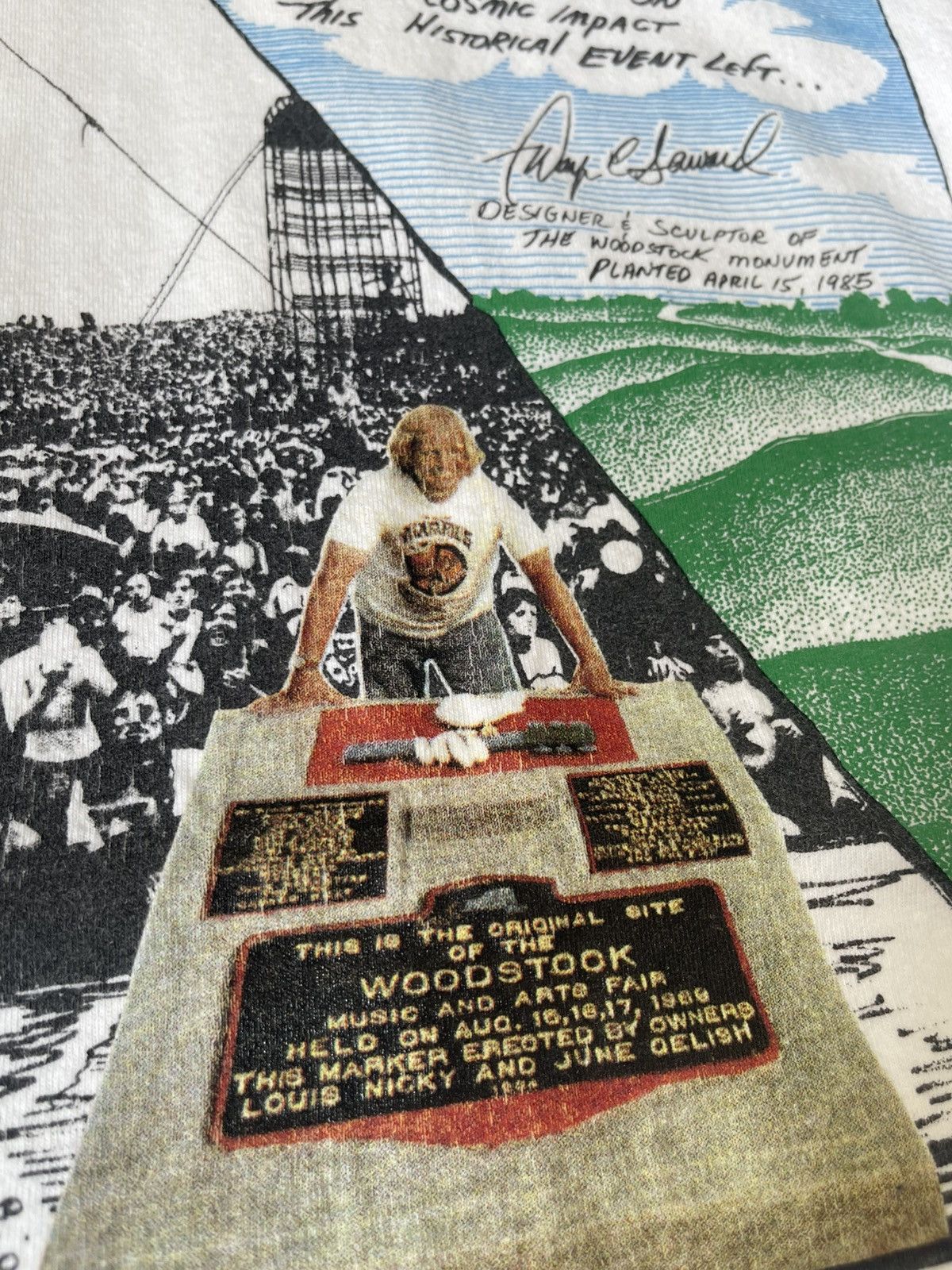 Band Tees Vintage 90s Woodstock Monument Yasgur's Farm Commemorative Size US XL / EU 56 / 4 - 4 Thumbnail