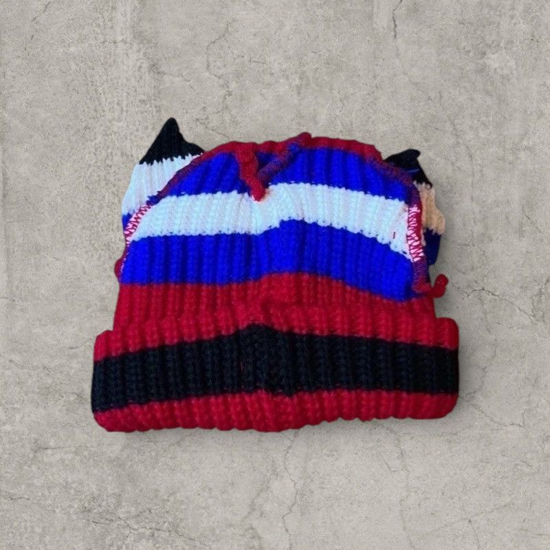 Japanese Brand Cool vintage style beanie, red/black with patch. One size Size ONE SIZE - 2 Thumbnail