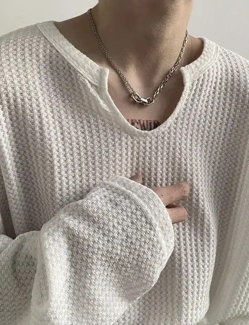 Japanese Brand Korean fashion white U neck long sleeve waffle top Size US XL / EU 56 / 4 - 3 Thumbnail