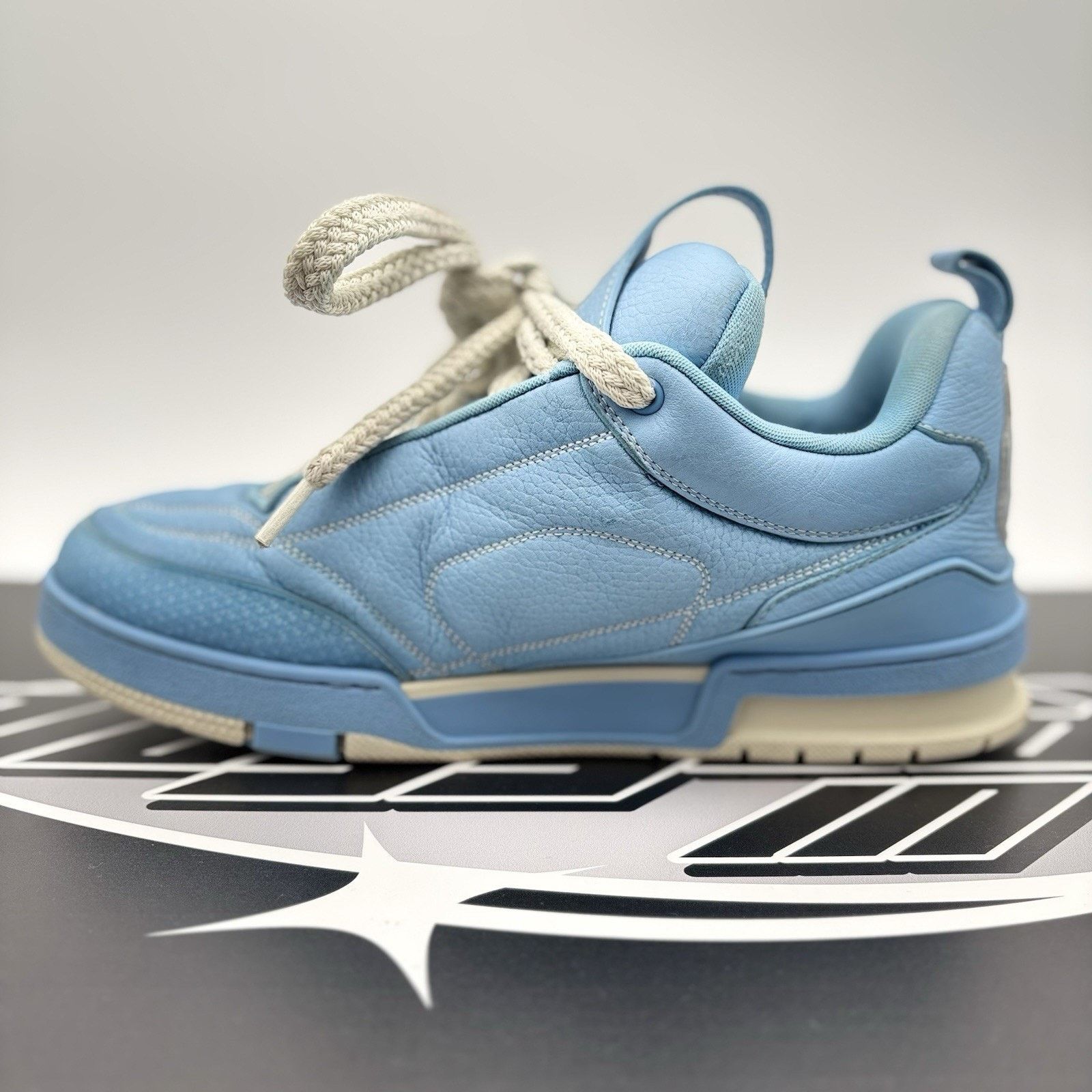 Louis Vuitton Louis Vuitton Skate ' Sky Blue ' | GOOD CONDITION! Size US 11 / EU 44 - 4 Thumbnail