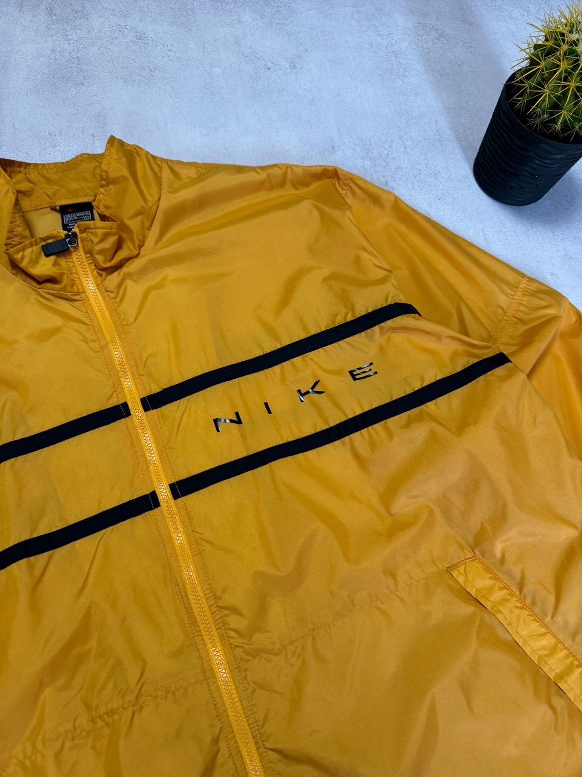Vintage Vintage Nike Jacket Windbreaker Nylon Big Logo Baggy Y2K 90s Size US XXL / EU 58 / 5 - 4 Thumbnail