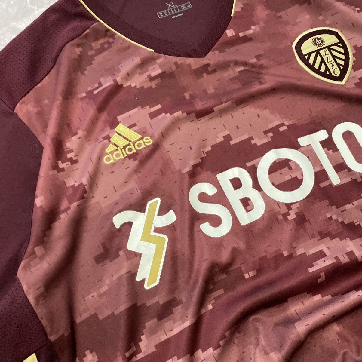 Adidas ADIDAS LEEDS TEE SOCCER JERSEY PREMIER LEAGUE Size US XL / EU 56 / 4 - 3 Thumbnail