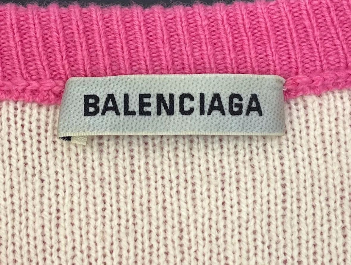Balenciaga Balenciaga pink bullet screen wool sweater 2412-Nextarrow Size US XS / EU 42 / 0 - 6 Thumbnail