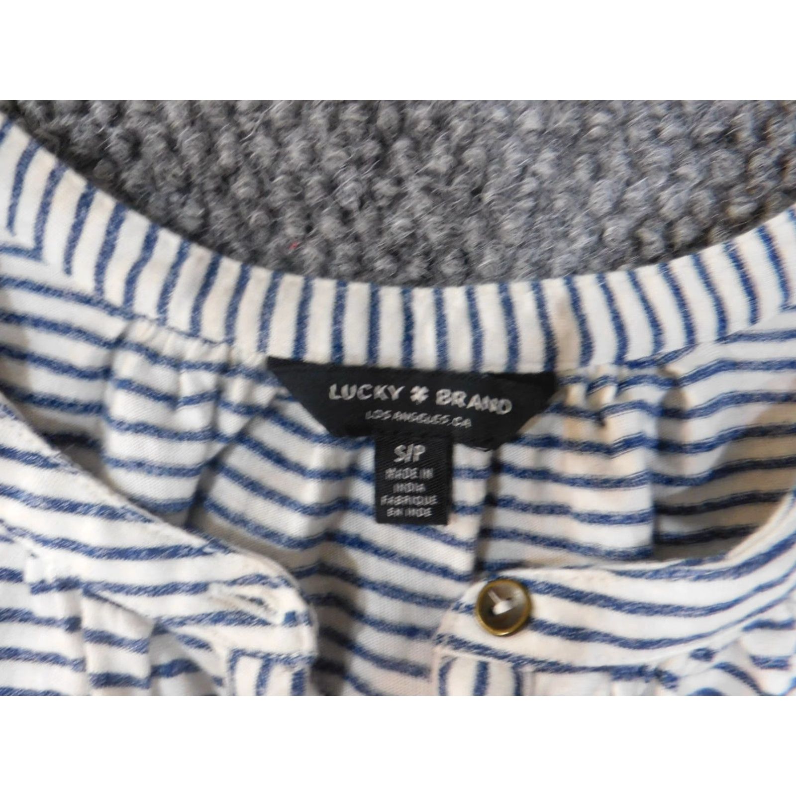 Lucky Brand Lucky Brand top Small blue striped womens pullover henley button blouse Size S / US 4 / IT 40 - 5 Thumbnail