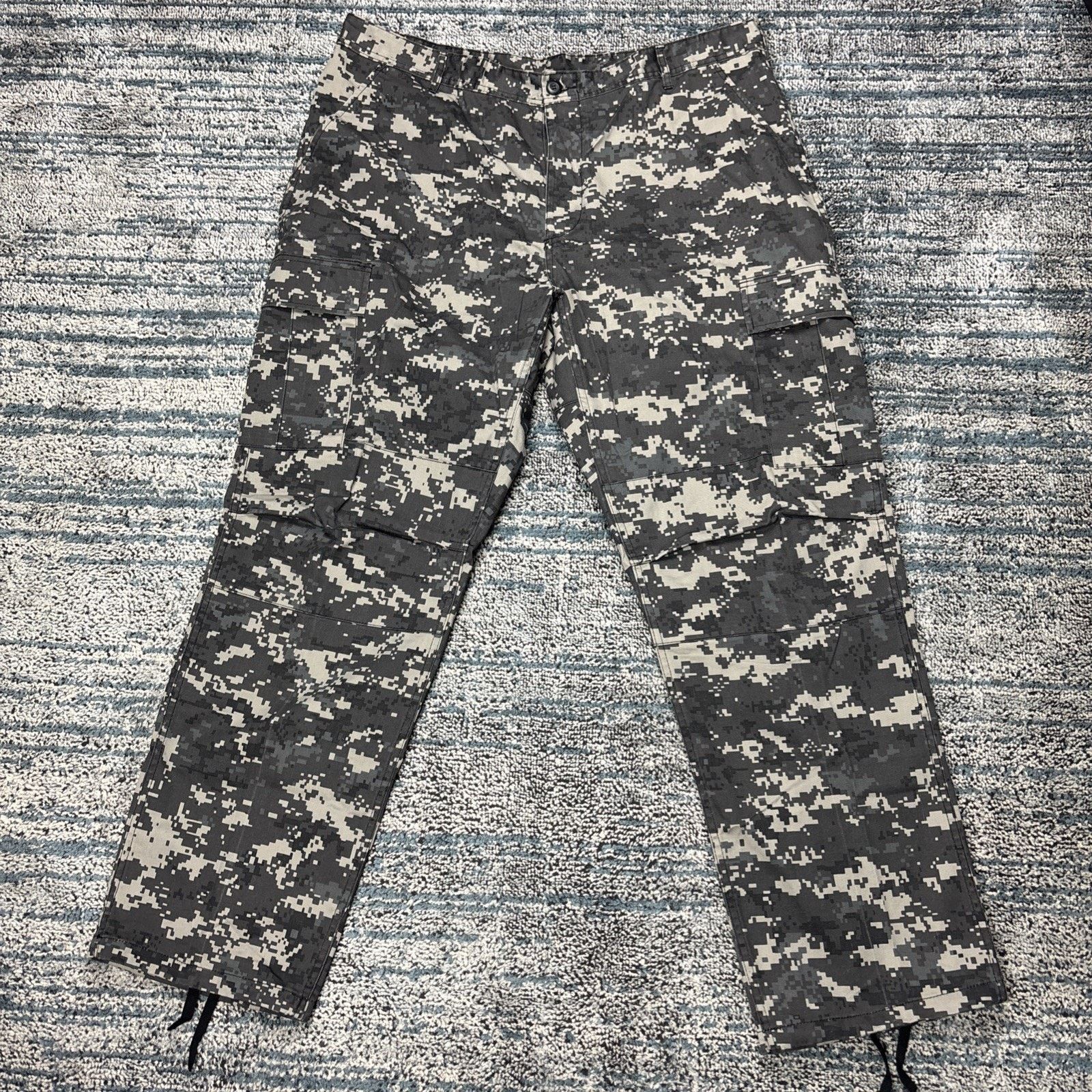 & Other Stories US Army Cargo Pants Mens XL 39/32 Camouflage Canvas Size US 39 - 1 Thumbnail