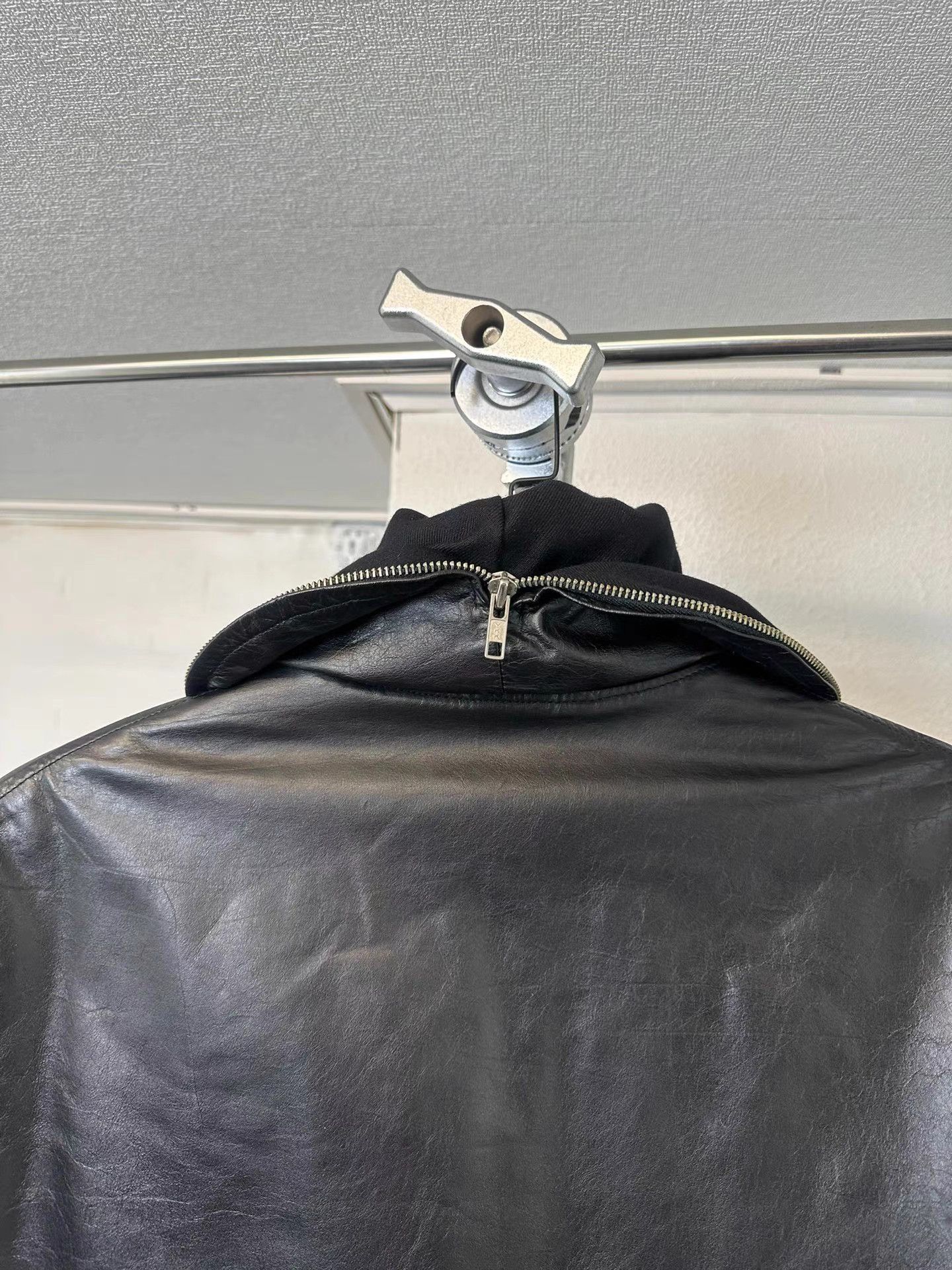 Yohji Yamamoto Black Leather Hooded Jacket with Button Closure - M Size US M / EU 48-50 / 2 - 5 Thumbnail