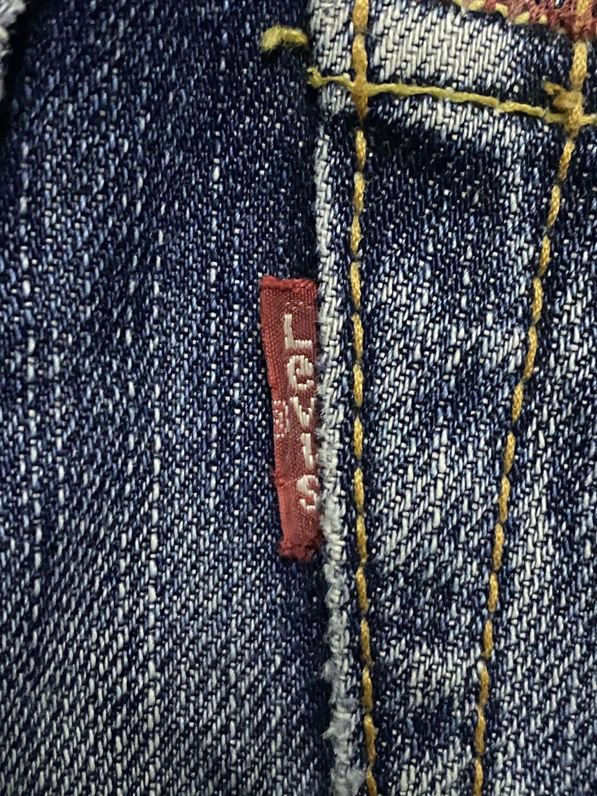 Levi's Vintage Levis 702 Blue Wash Distressed Loose Jeans Size US 31 - 11 Thumbnail