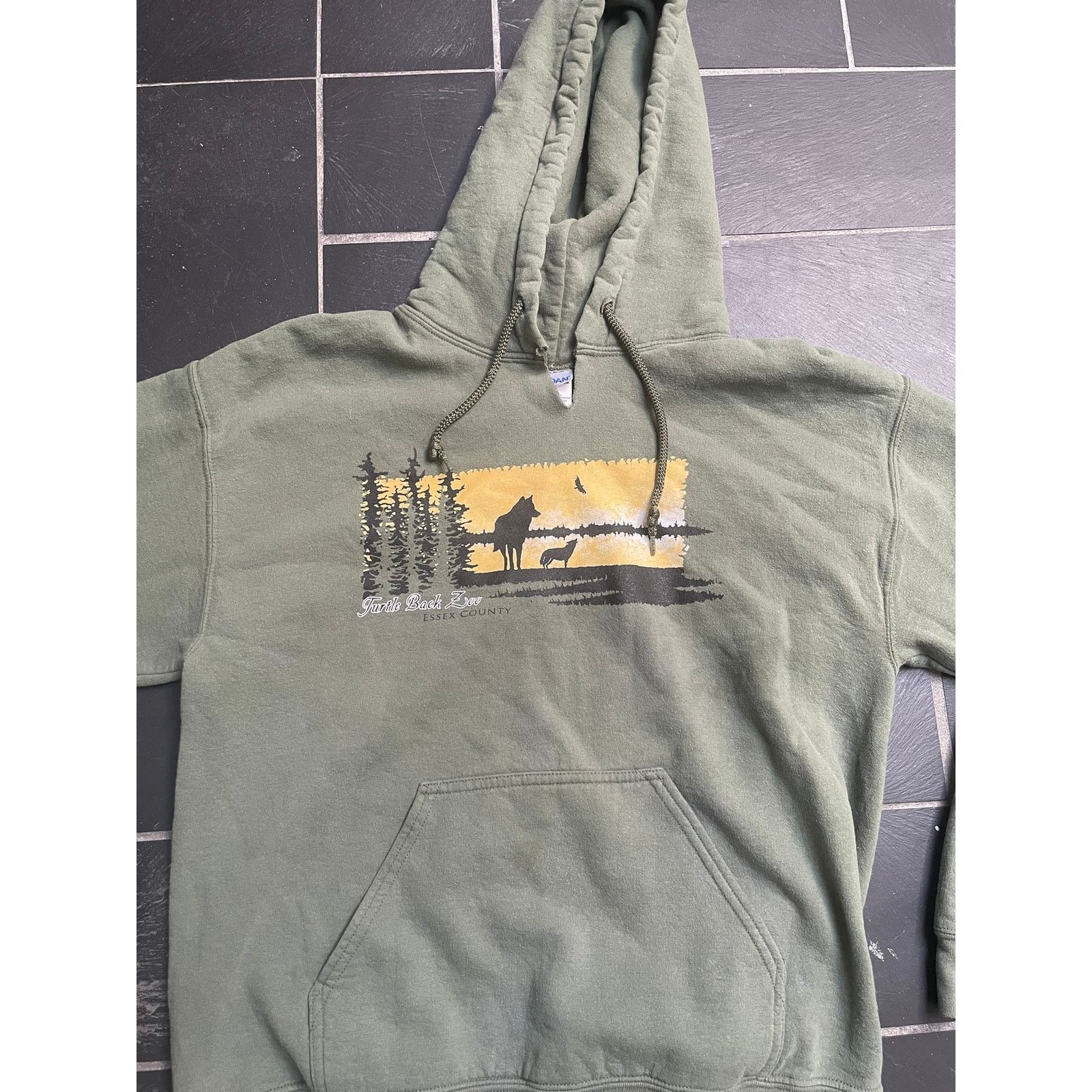 Other Vintage Olive Green Hoodie Graphic Size Medium Size US M / EU 48-50 / 2 - 2 Thumbnail