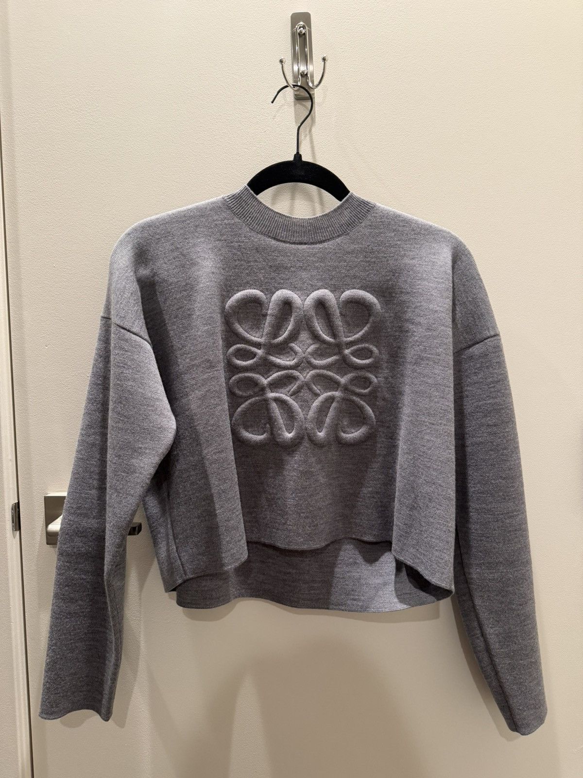 Loewe Loewe Anagram Cropped Wool-Blend Sweater — Grey Size XS / US 0-2 / IT 36-38 - 1 Thumbnail