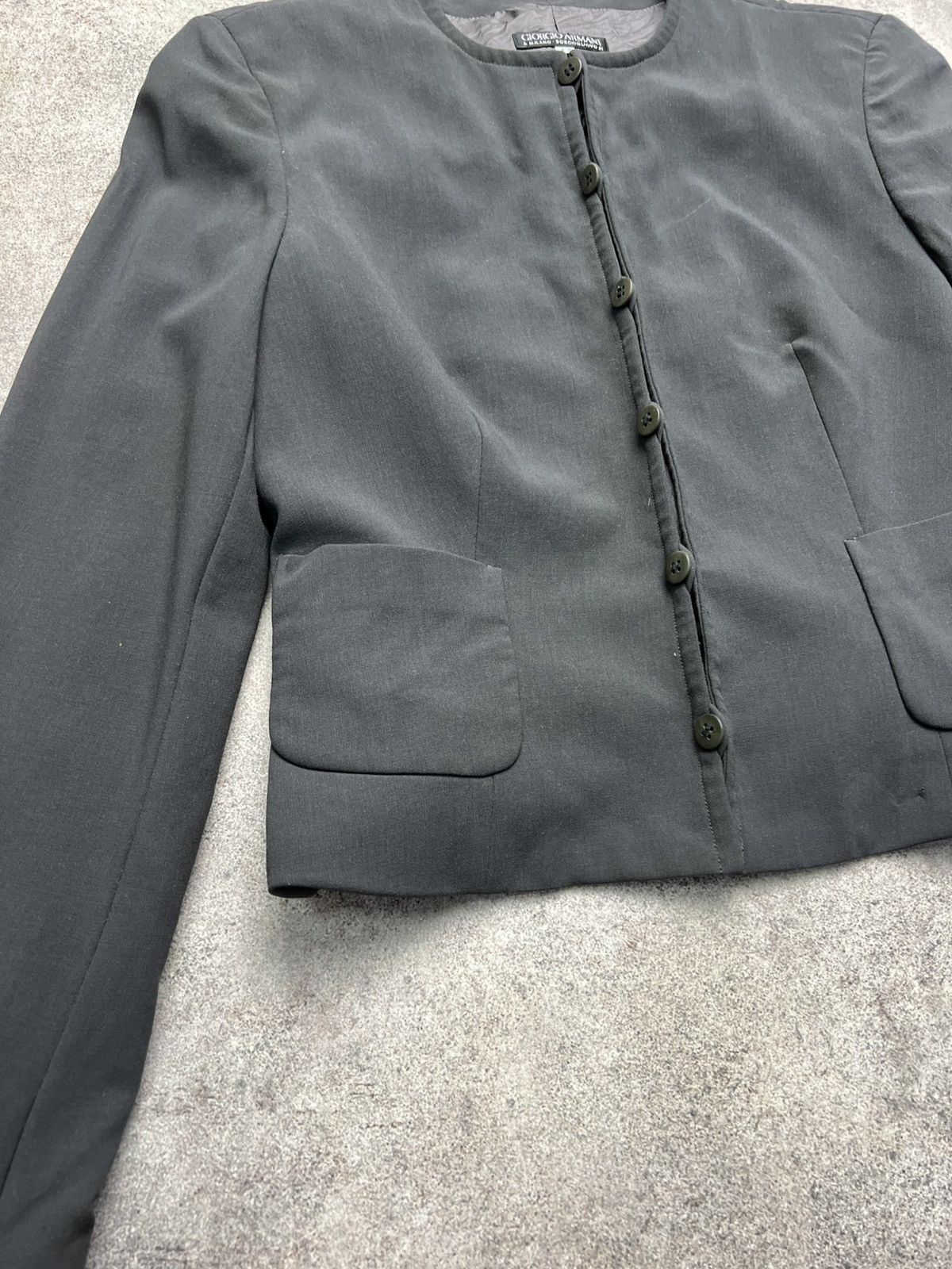 Giorgio Armani × Vintage Giorgio Armani 90s vintage cropped blazer jacket Size S / US 4 / IT 40 - 6 Thumbnail