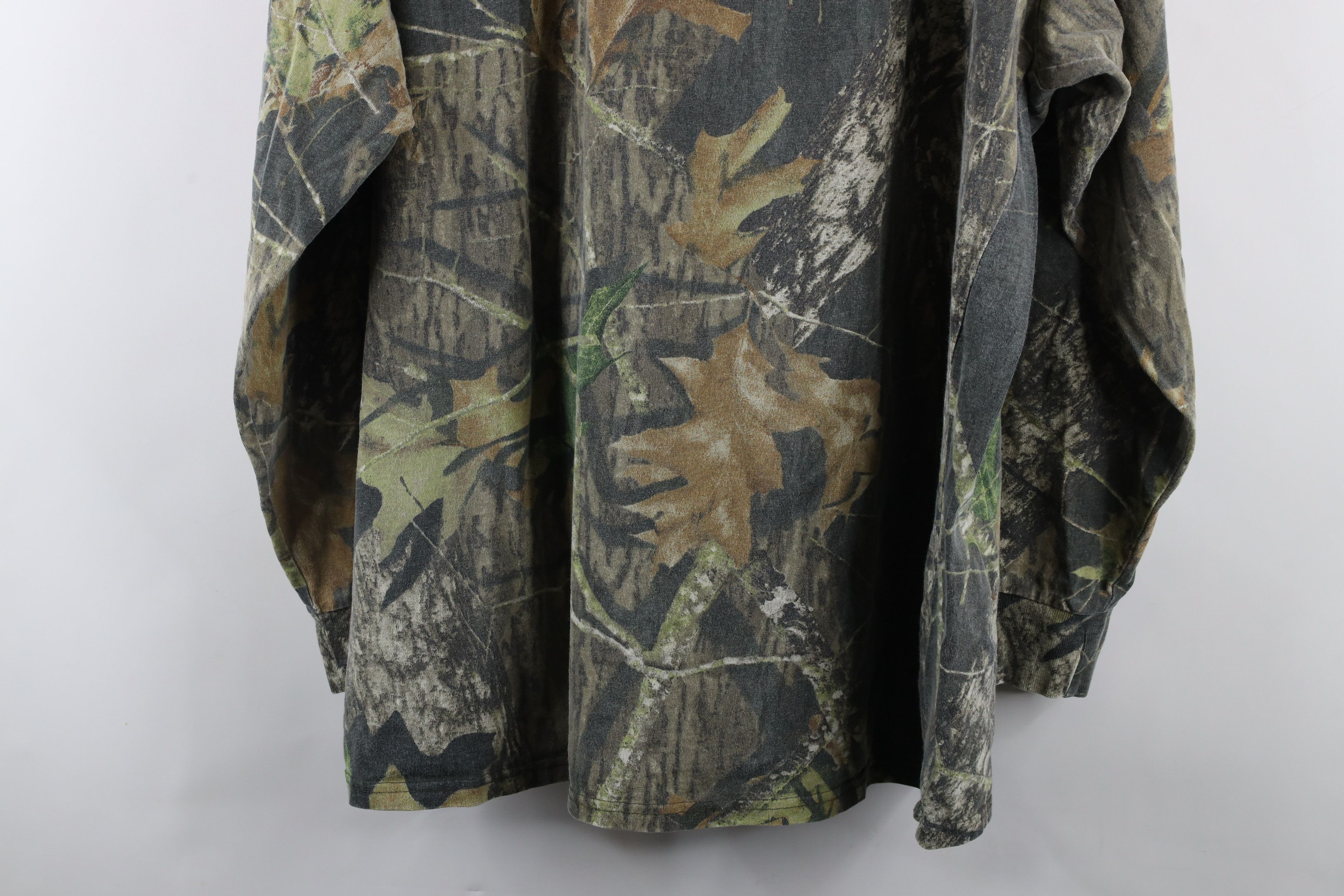 Vintage Vintage 90s Streetwear Oak Camouflage Long Sleeve T-Shirt Size US XXL / EU 58 / 5 - 10 Thumbnail