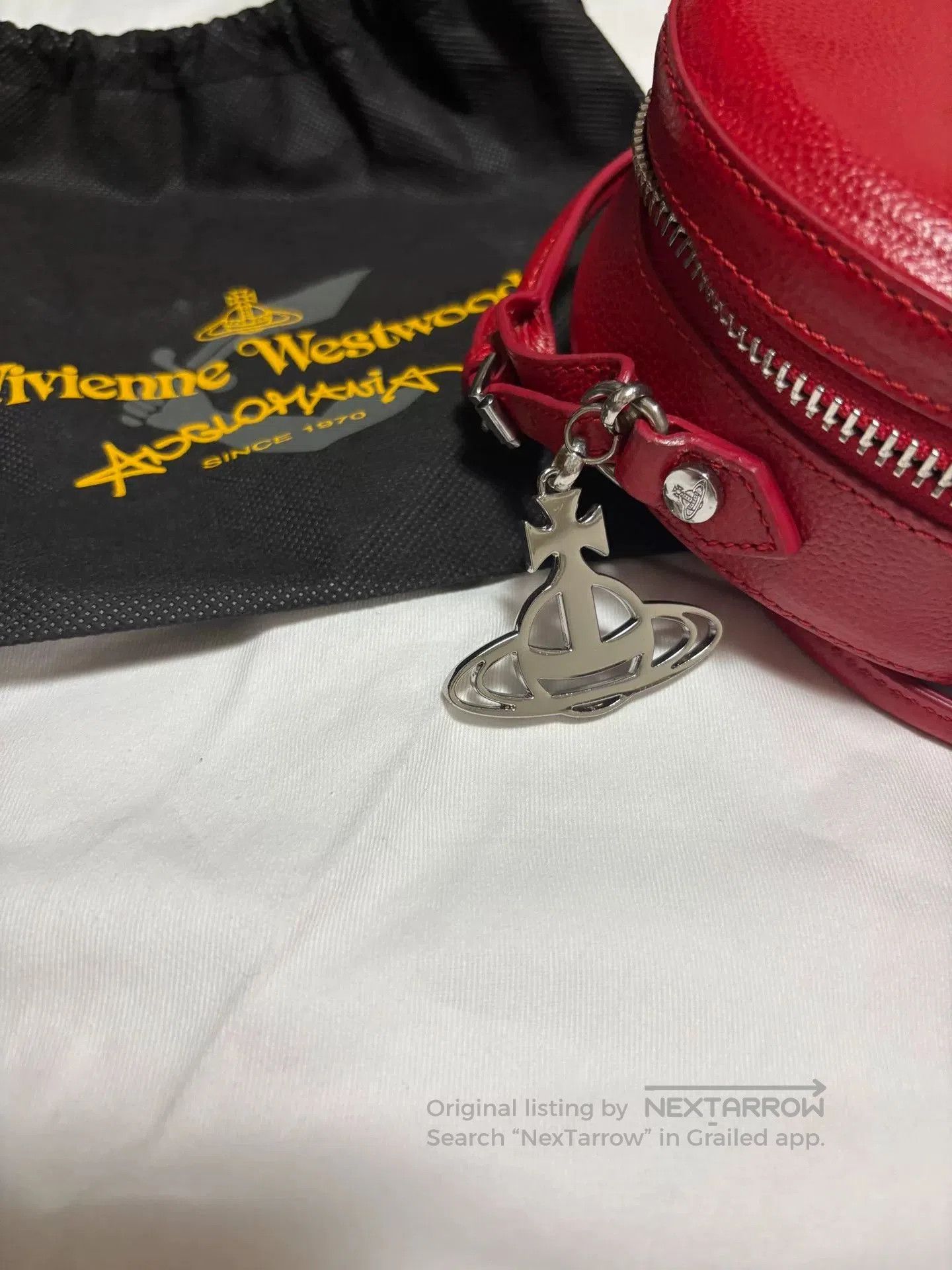 Vivienne Westwood Vivienne Westwood Red Leather Round Bag. Size ONE SIZE - 5 Thumbnail