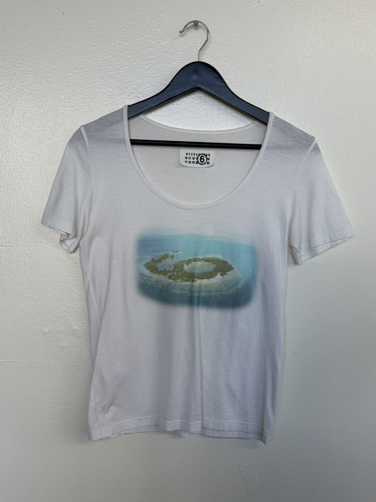 MM6 MM6 6 island tshirt Size S / US 4 / IT 40 - 1 Thumbnail