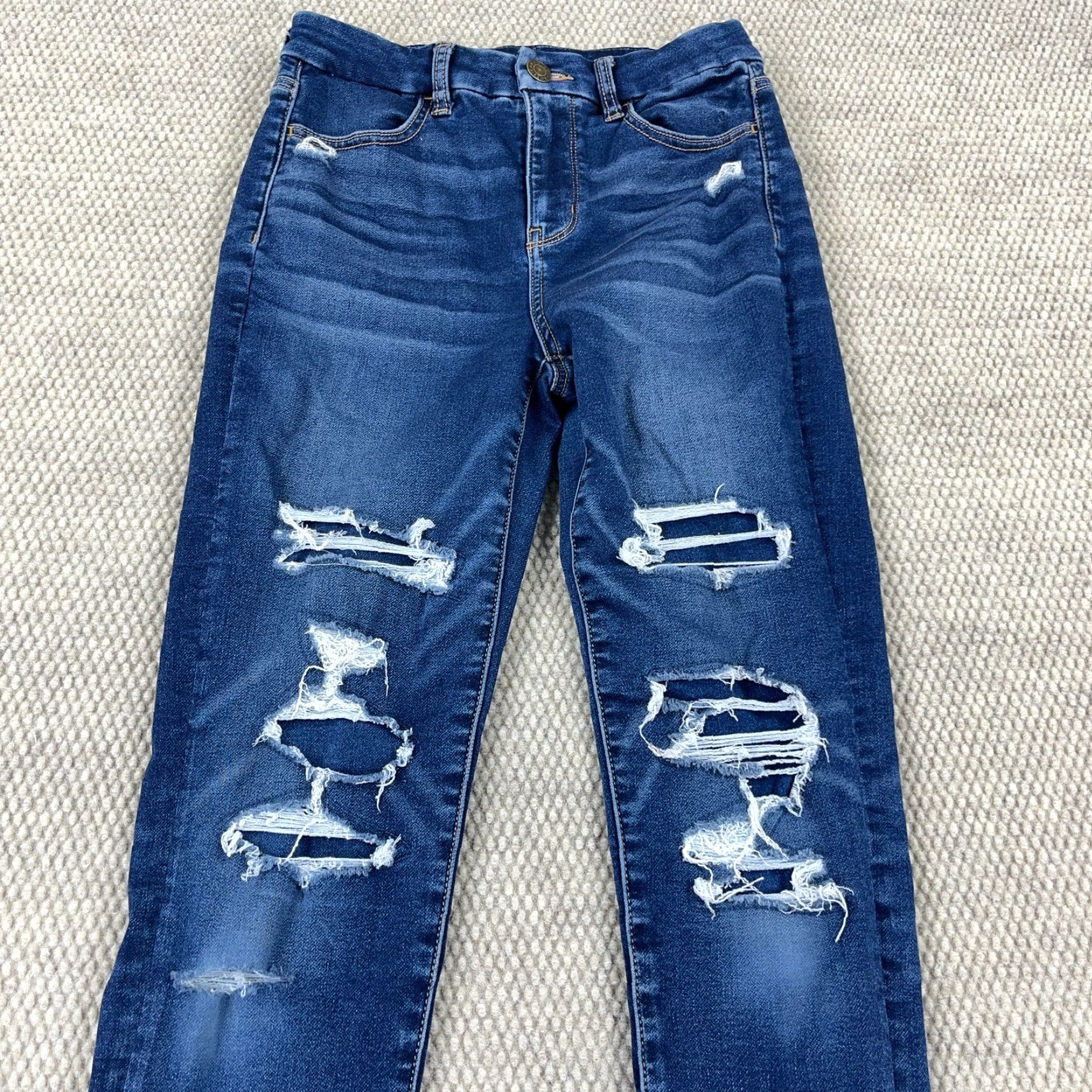 American Eagle Outfitters American Eagle Outfitters Jeans Women 4 Curvy High Rise Jegging Distressed Holes Blue 5-Pocket Regular Inseam 28 in Mens Womens Girls Boys Size 27" / US 4 / IT 40 - 3 Thumbnail