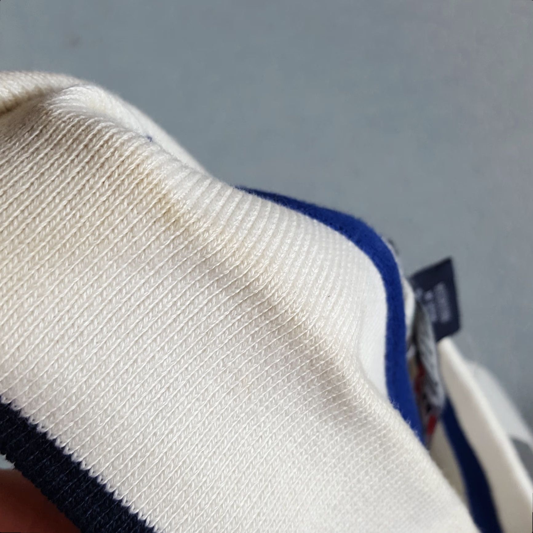 Ralph Lauren VINTAGE Ralph Lauren Chaps Polo Shirt Shield Golf XL White Short Sleeve Collared Polo Shirt Size US XL / EU 56 / 4 - 7 Thumbnail