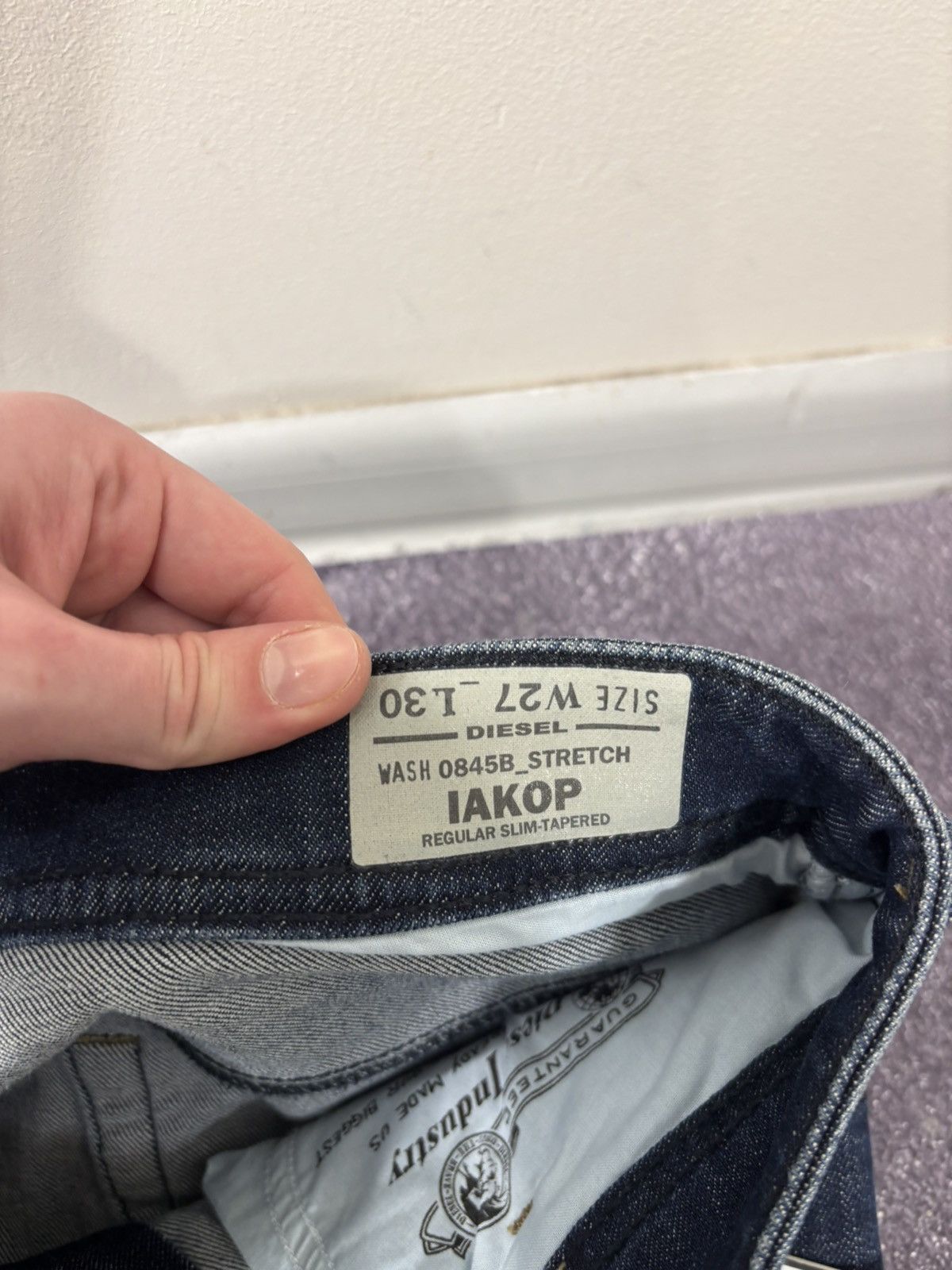Diesel Diesel Iakop NWT Men’s Regular Slim Tapered Denim Jeans Size US 27 - 11 Thumbnail