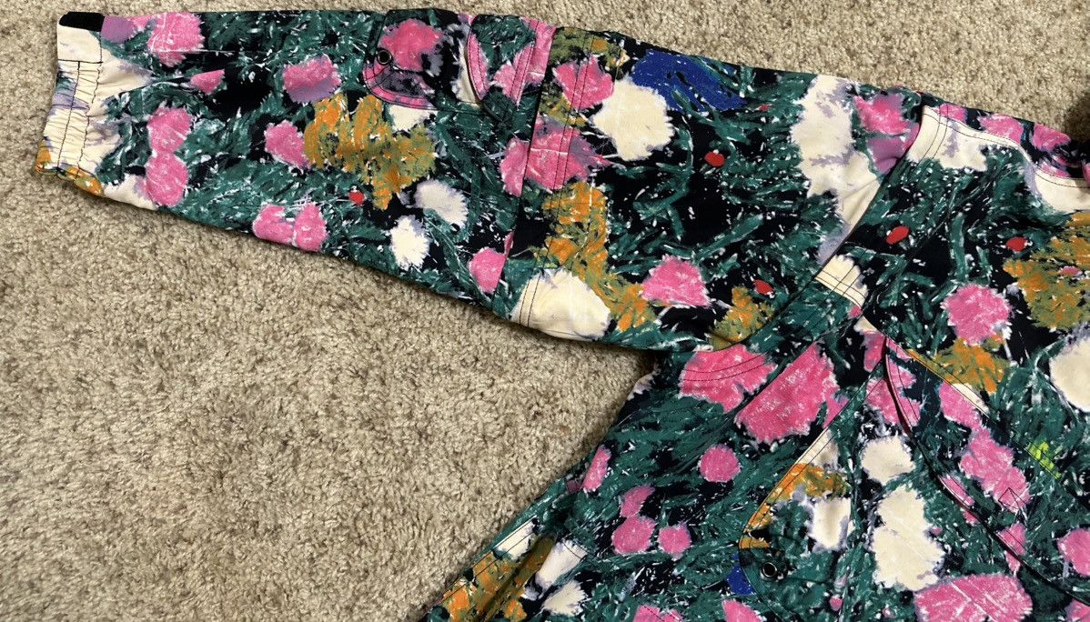 Supreme × The North Face SUPREMExTNF S/S 22 FLORAL SIZE MEDIUM Size US M / EU 48-50 / 2 - 21 Thumbnail