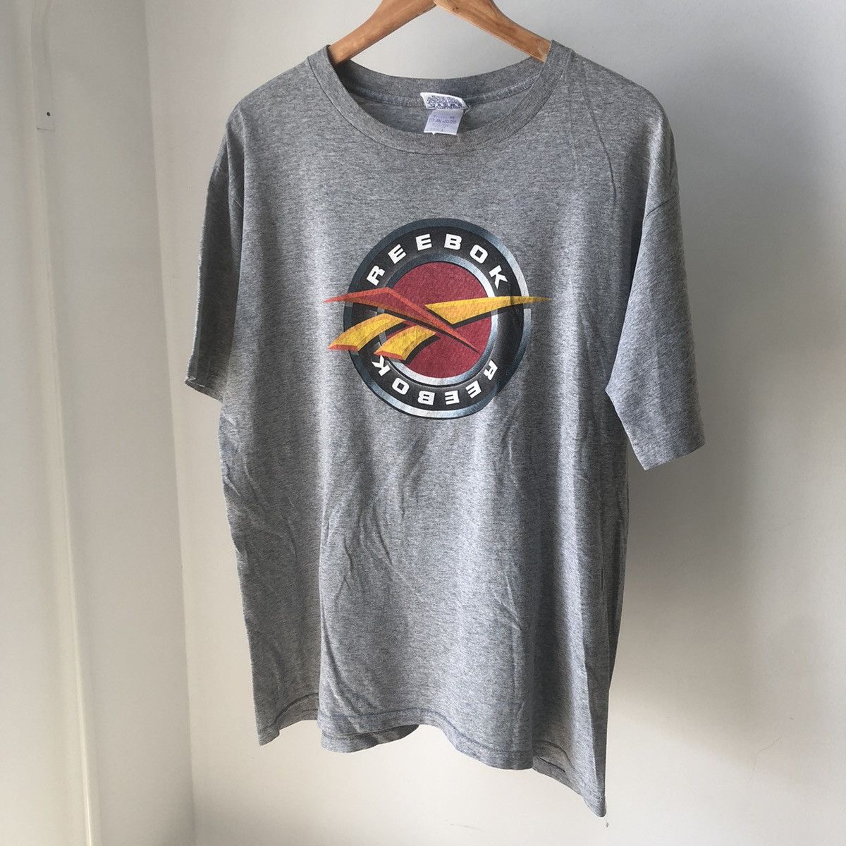 Reebok Vintage Reebok Tee Size US XL / EU 56 / 4 - 1 Thumbnail