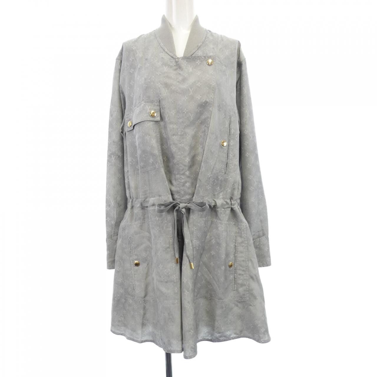 Louis Vuitton Louis Vuitton Louis Vuitton Silk Dress Textile Dresses FLDR35D96 DUTY FREE for USA Size ONE SIZE - 1 Thumbnail