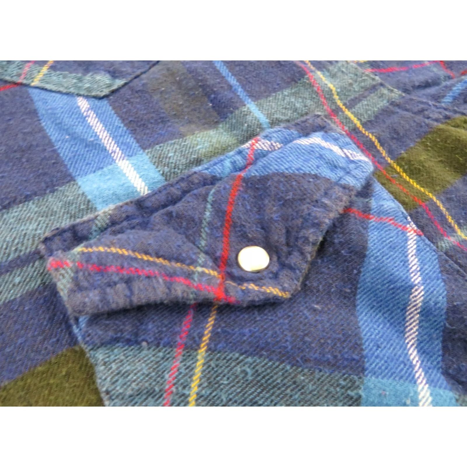Wrangler VINTAGE Wrangler Plaid Pearl Snap Western Shirt Mens L Blue Flannel 70s 80s 90s Cowboy Grunge Hipster Long Sleeve Button Up Size US L / EU 52-54 / 3 - 6 Thumbnail
