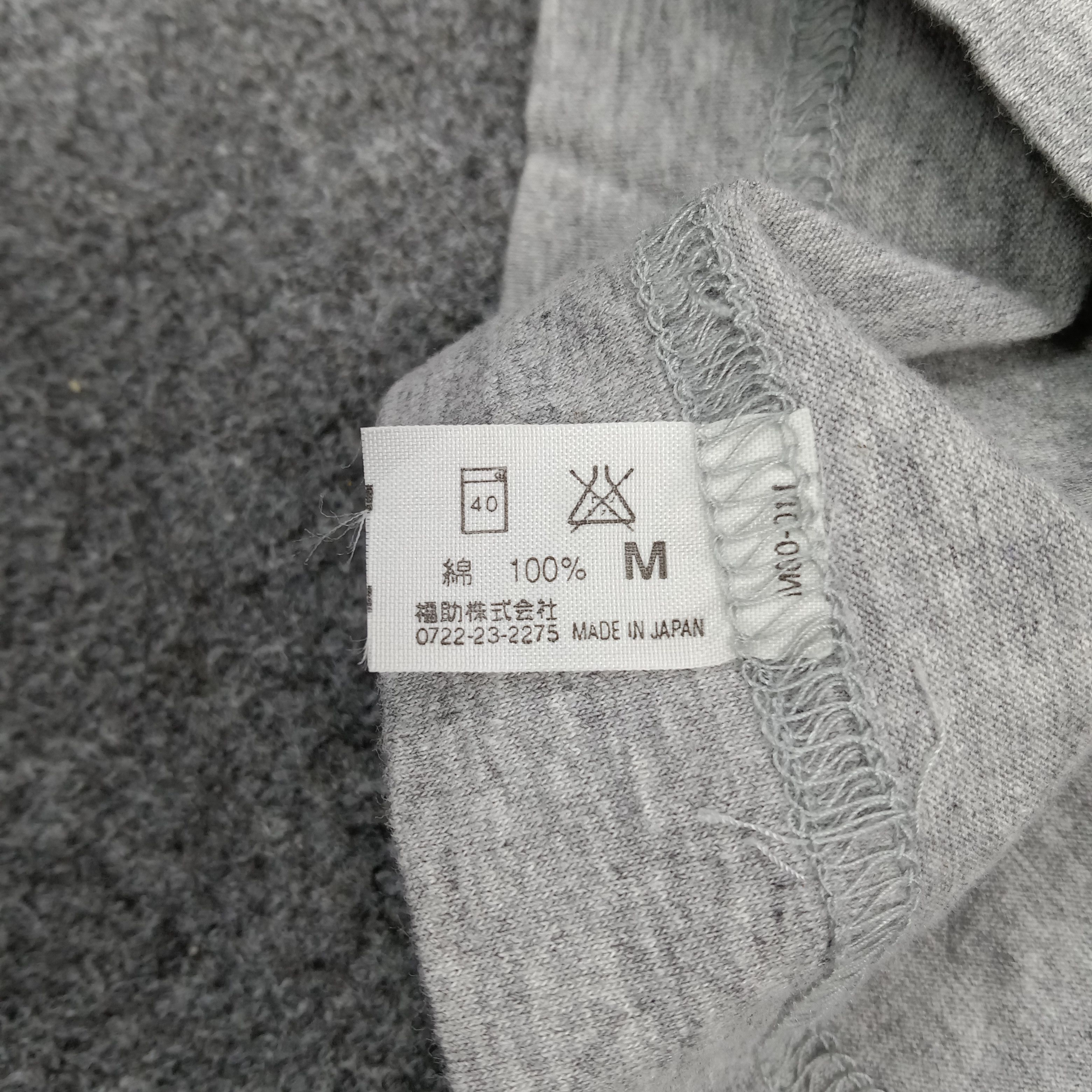 Burberry Burberrys London Spell Out Custom Logo Tshirt C285N31 Size US M / EU 48-50 / 2 - 5 Thumbnail